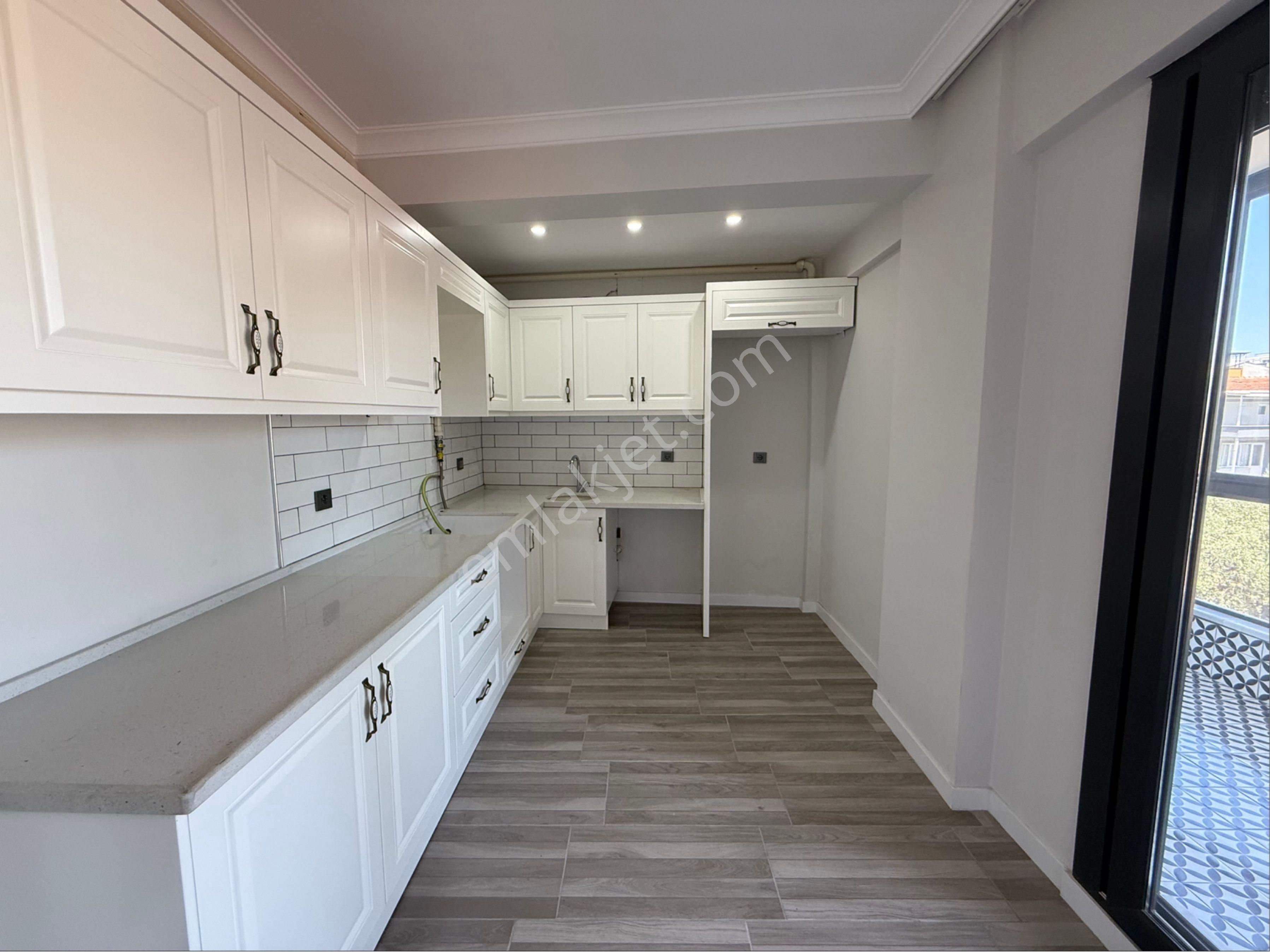 Atatürk Mah.halil Mandacı Okulu Yakını 2+1,95 M2 Kiralık Daire