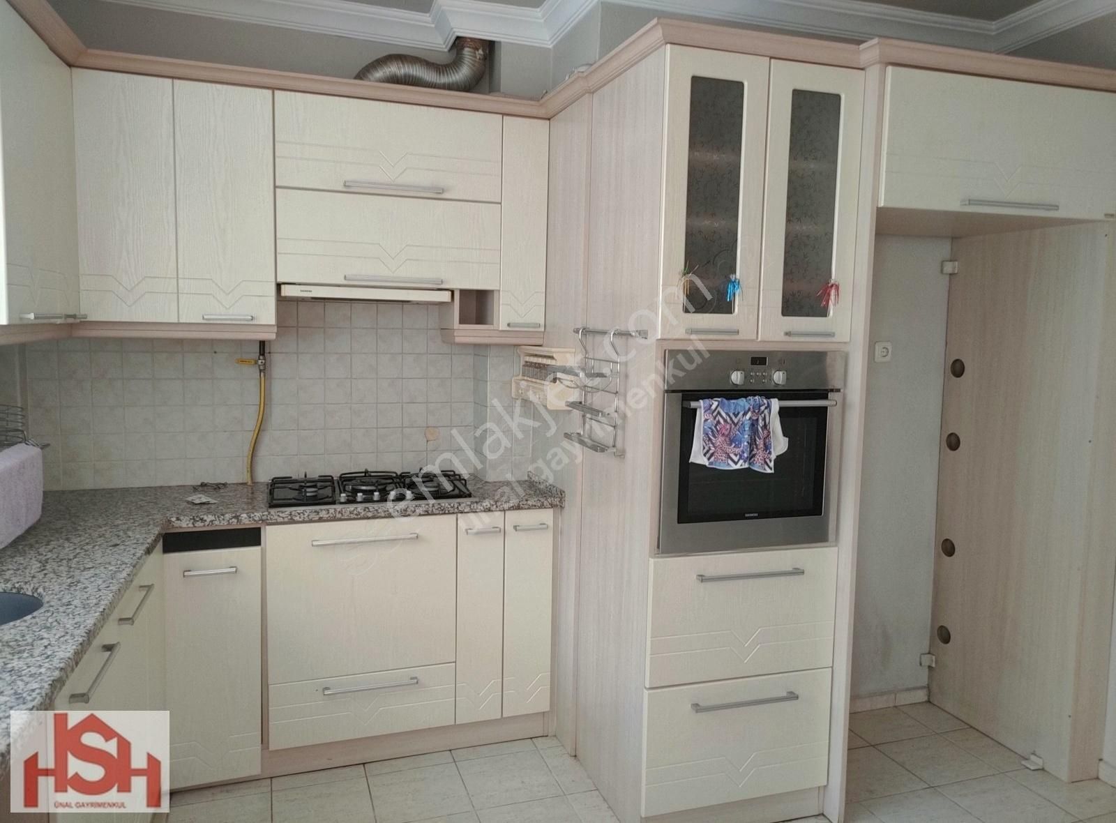 İnönü Mah.saraçoğlu Caddesi Satılık 3+1 Ara Kat Dire
