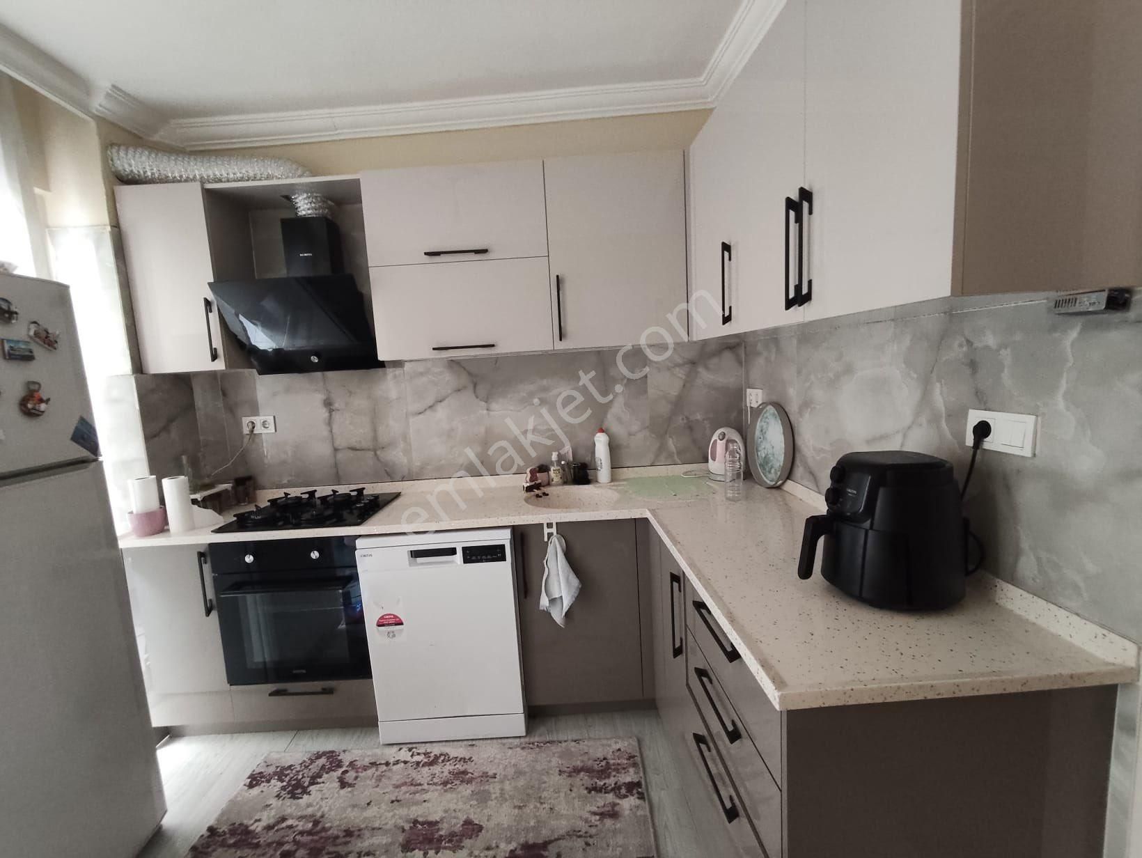 Kuşadası Ege Mah Satılık 3+1 Full Yapılı Masrafsız Daire