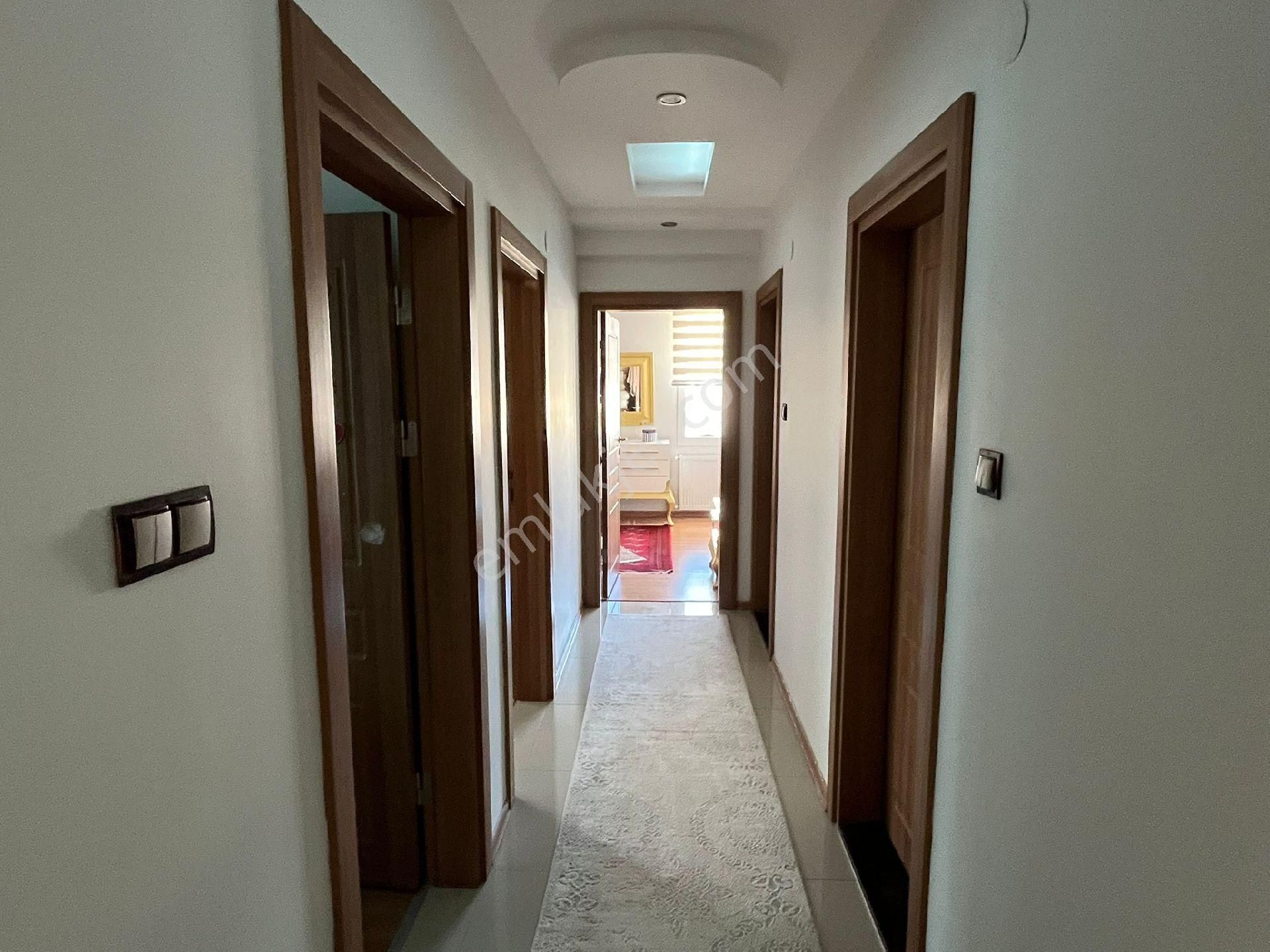 Yatırım Plus'tan Cağaloğluna Cephe 4+1 200 Metrekare Satılık Daire - Görsel 7