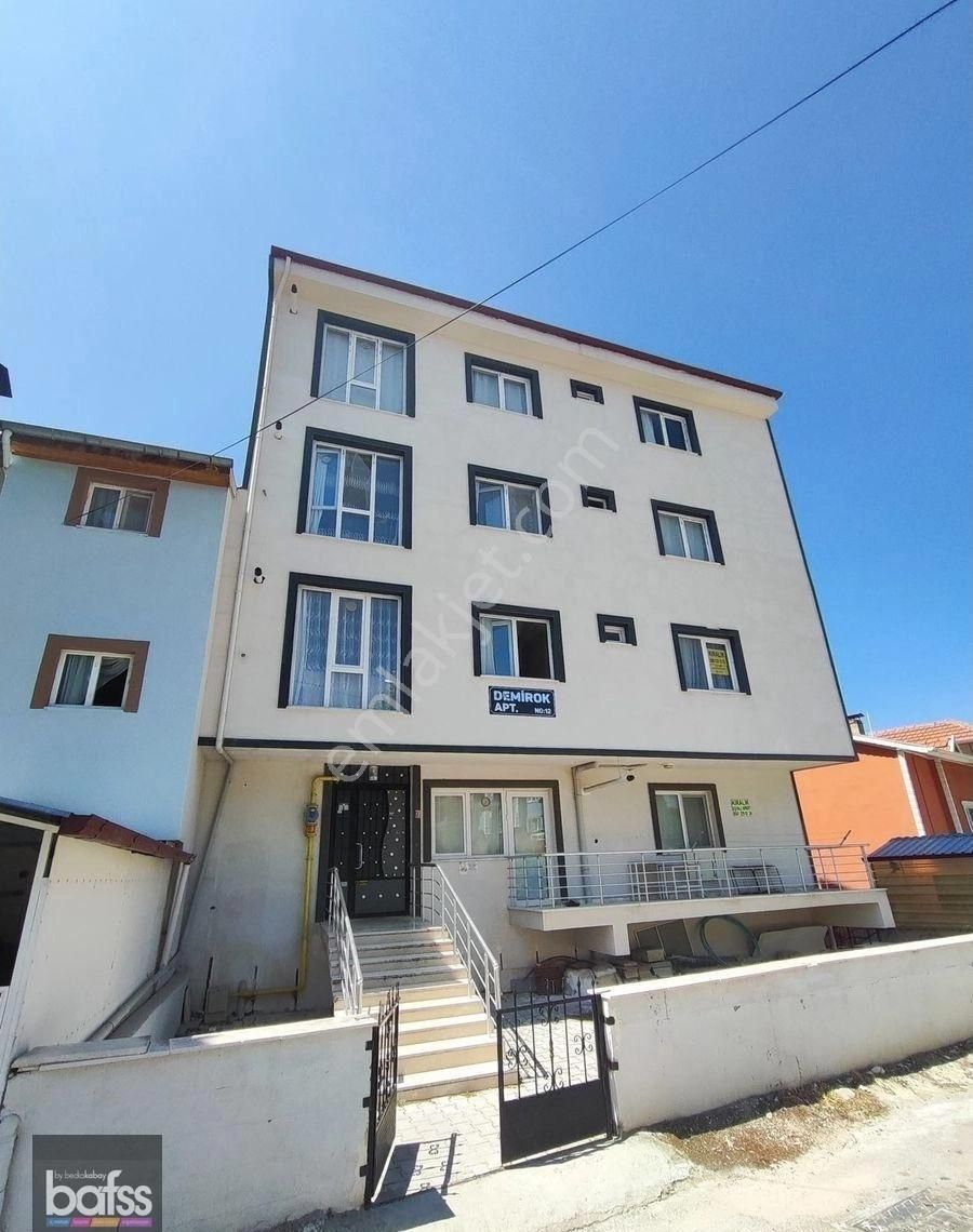 Emekte Satılık 1+1 Daire