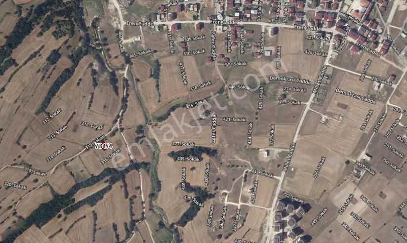 Akyüz Gayrimenkulden Kızılpınarda 400 Mt2 Konut İmarlı Arsa