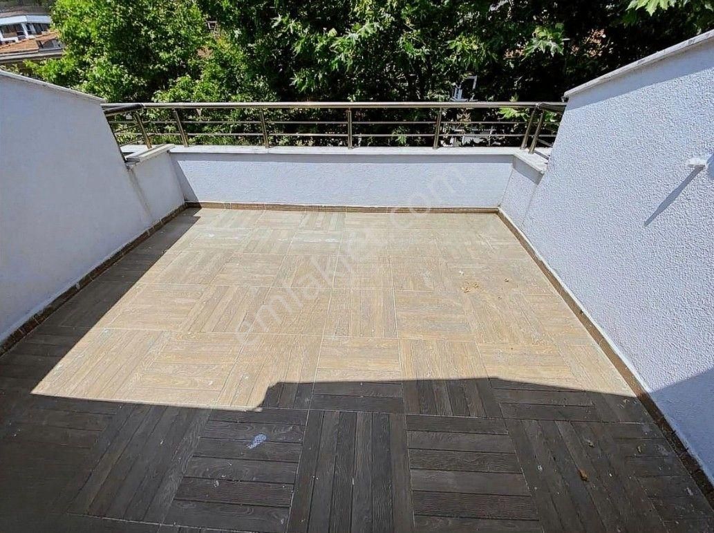 Eriş Emlak Dan Suadiye'de Satılık 2+1 Daire 3 Katlı Sıfır Binada 10m² Teraslı