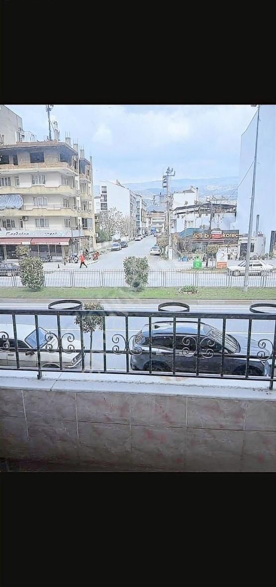 Çıne Adnan Menderes Bulvarında Satılık Daire