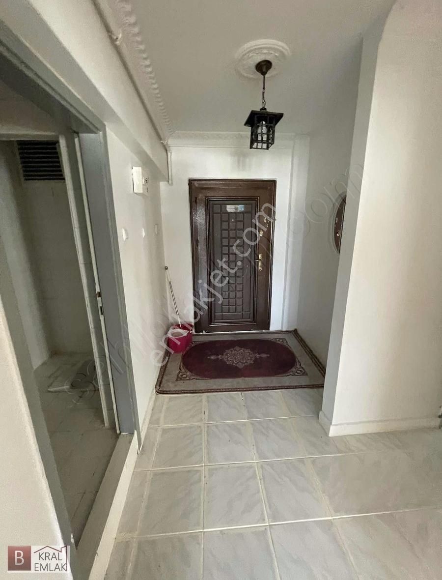 Bağlaraltında Pazara Cephe Kiralık Site İçi Ara Kat Daire