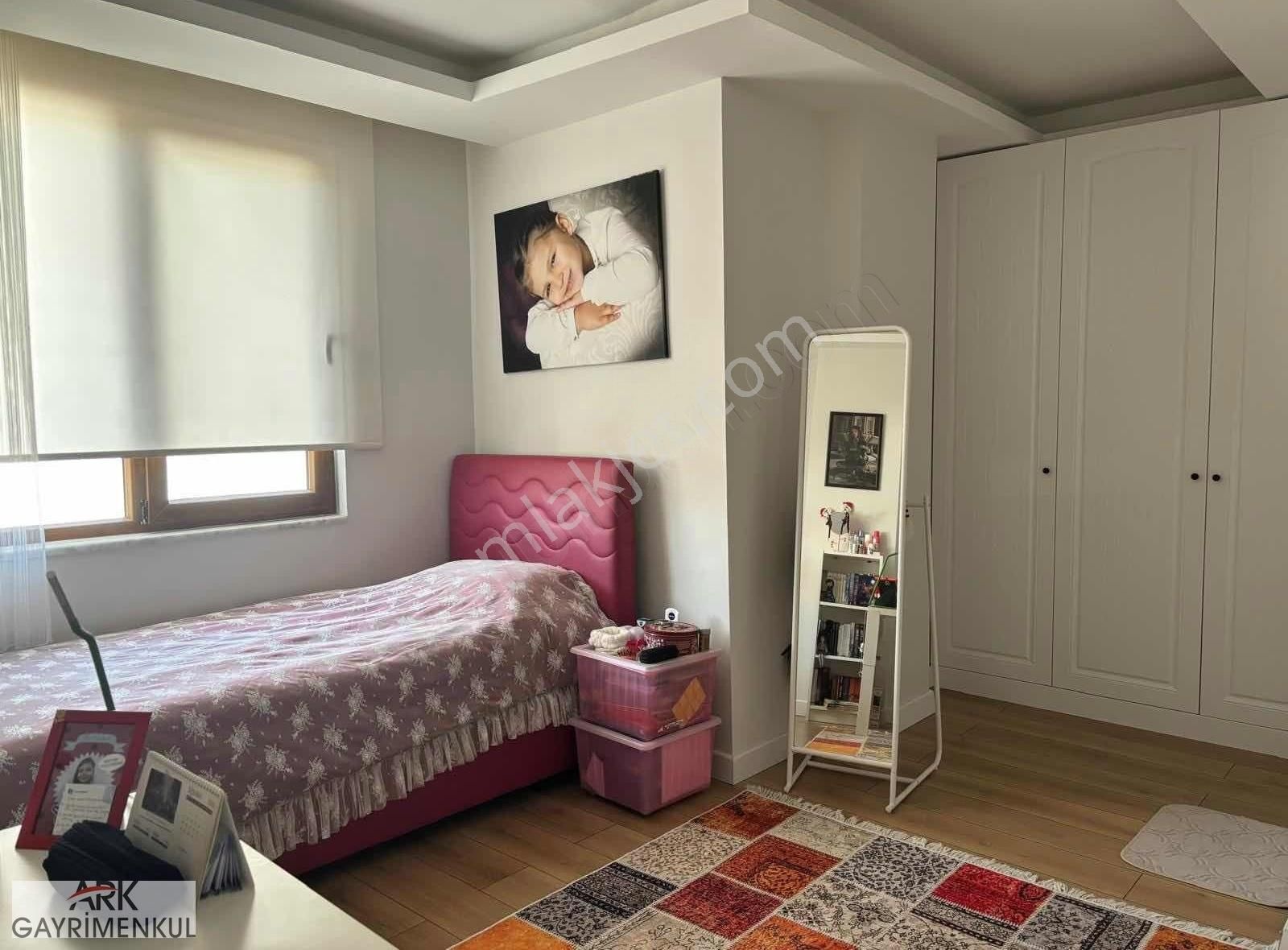 Düğerek'te Satılık Kredili Triplex - 3 Yaşında İkiz Villa