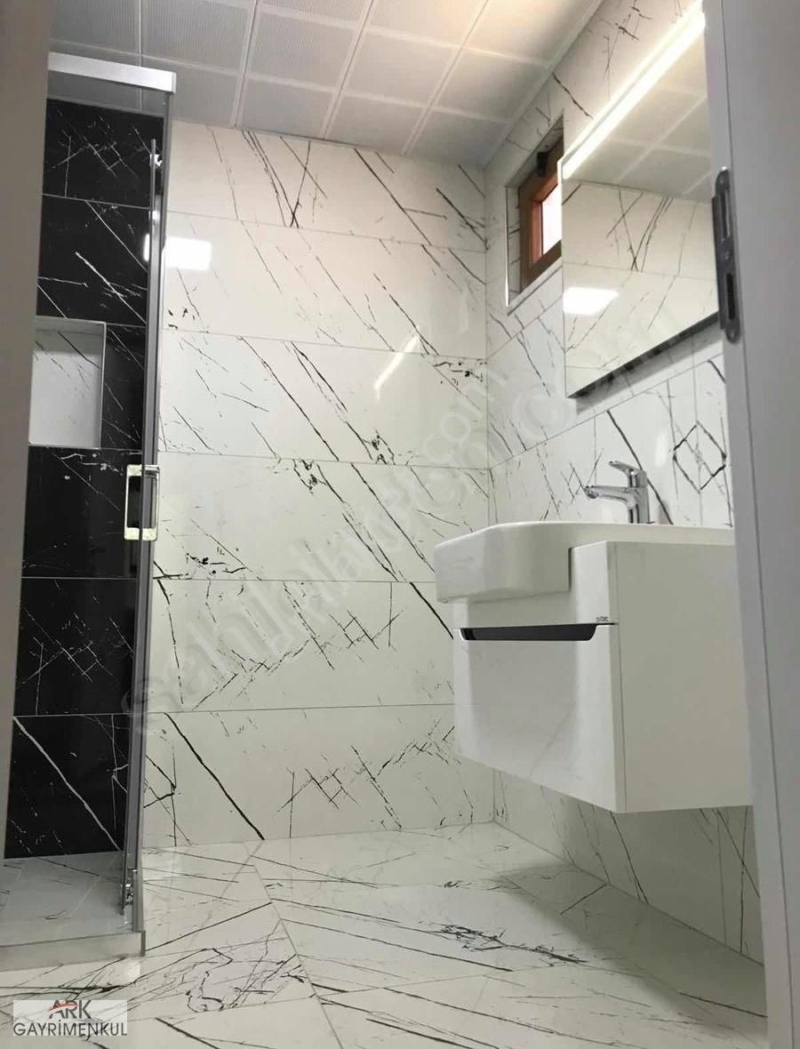 Düğerek'te Satılık Kredili Triplex - 3 Yaşında İkiz Villa - Görsel 7