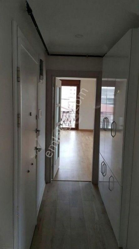 Eriş Emlak Dan Şenesenevler'de 2+1 Temiz 75m2 Balkonlu Kat Mülkiyet Tapulu
