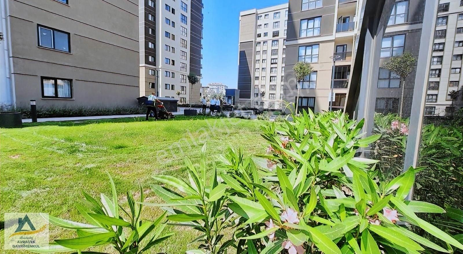 Kayapark Sakurada Köşe, Çift Cepheli Site İçi Boş 2+1 Satılık!