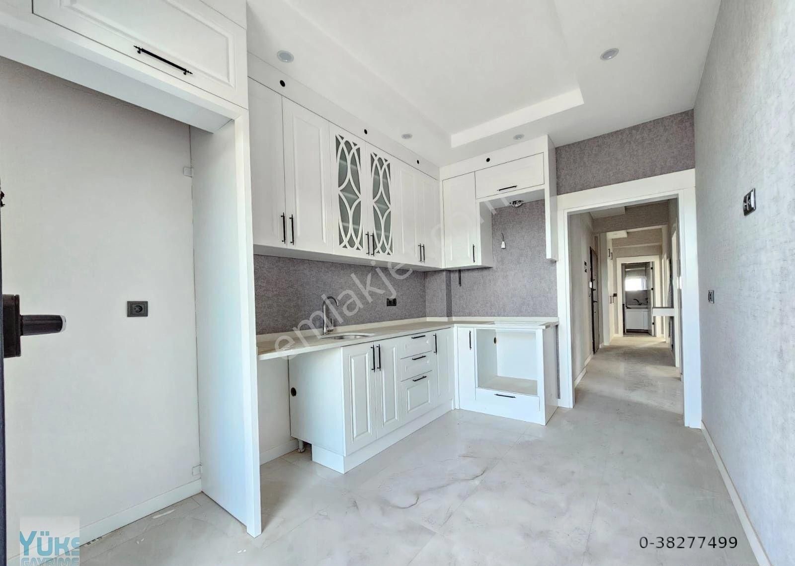 Denizli Çakmak Ta 3+1 150 M2 Merkezi Konumda Satılık Lüks Daire