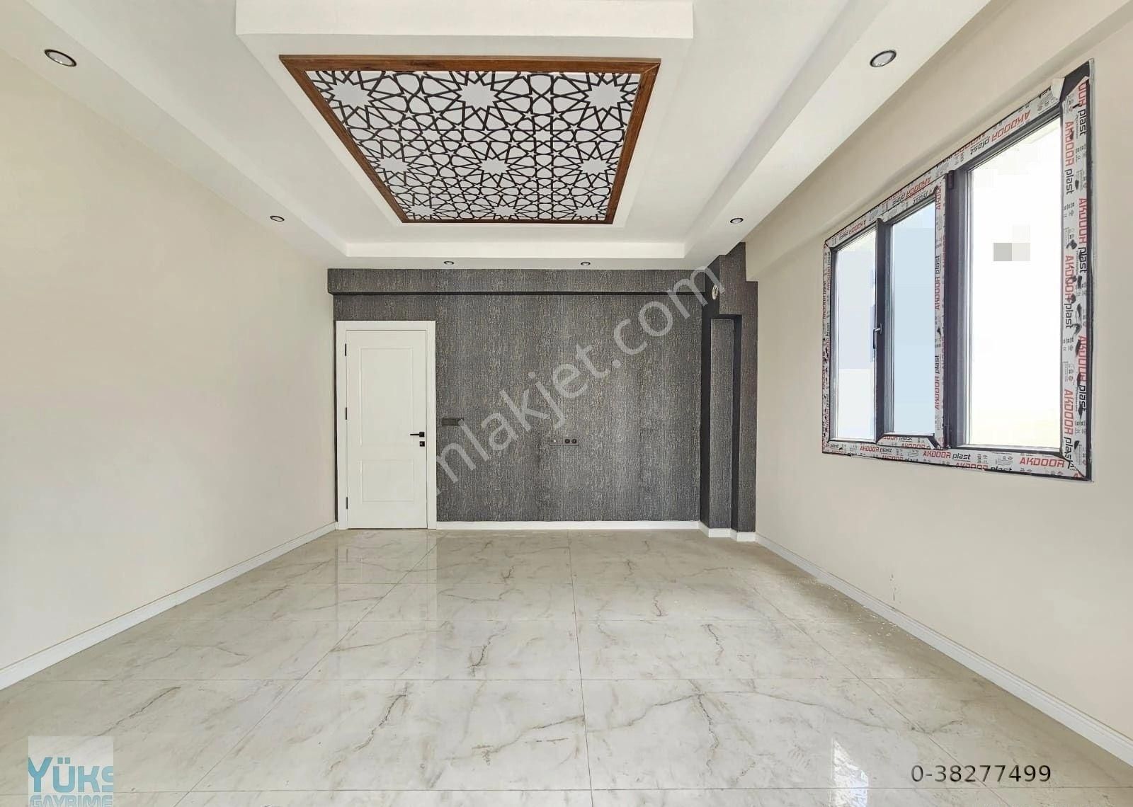 Denizli Şemikler'de 3+1 160 M2 Mükemmel Konumda Satılık Arakat Daire