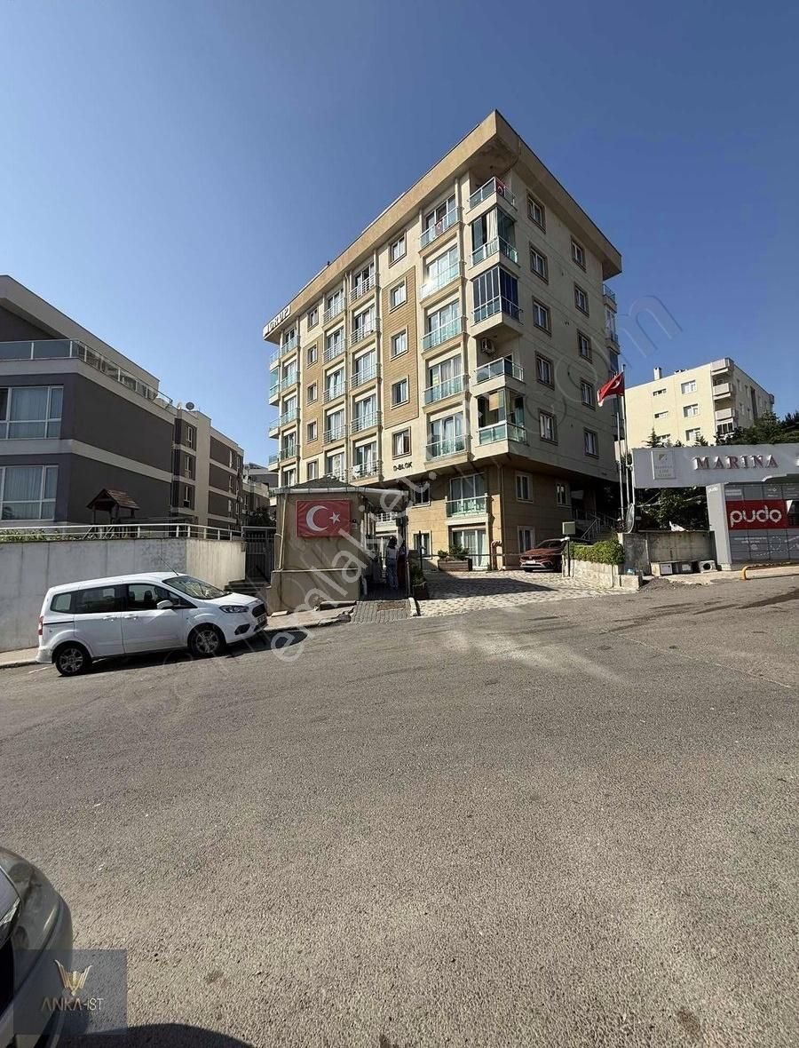 Pendik Çınardere Marina Lıfe Sitesinde Kiralık 1+1 Daire