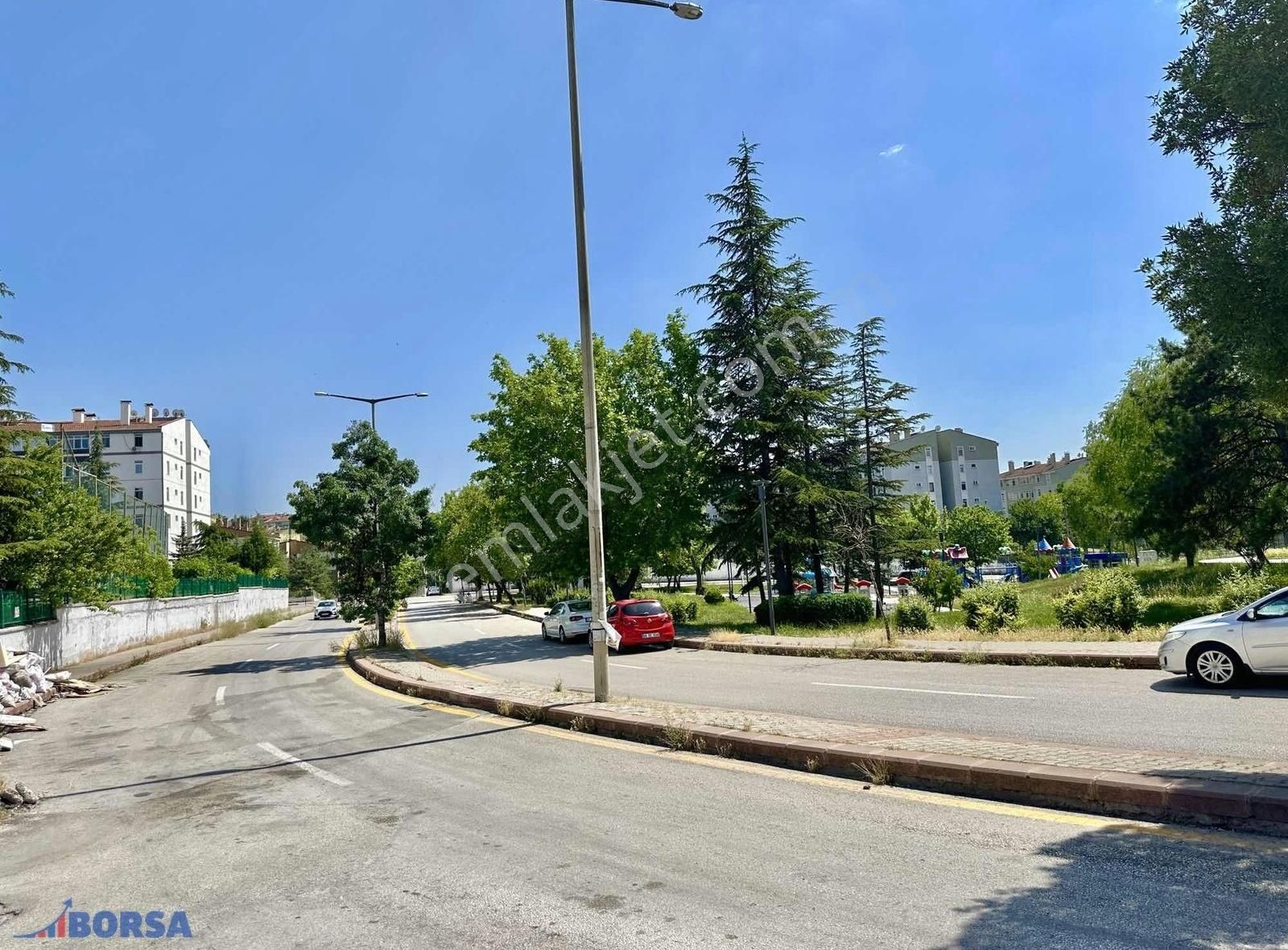 Batıkent / Tez Büro İş 16 Sitesi Satılık 2+1 Daire