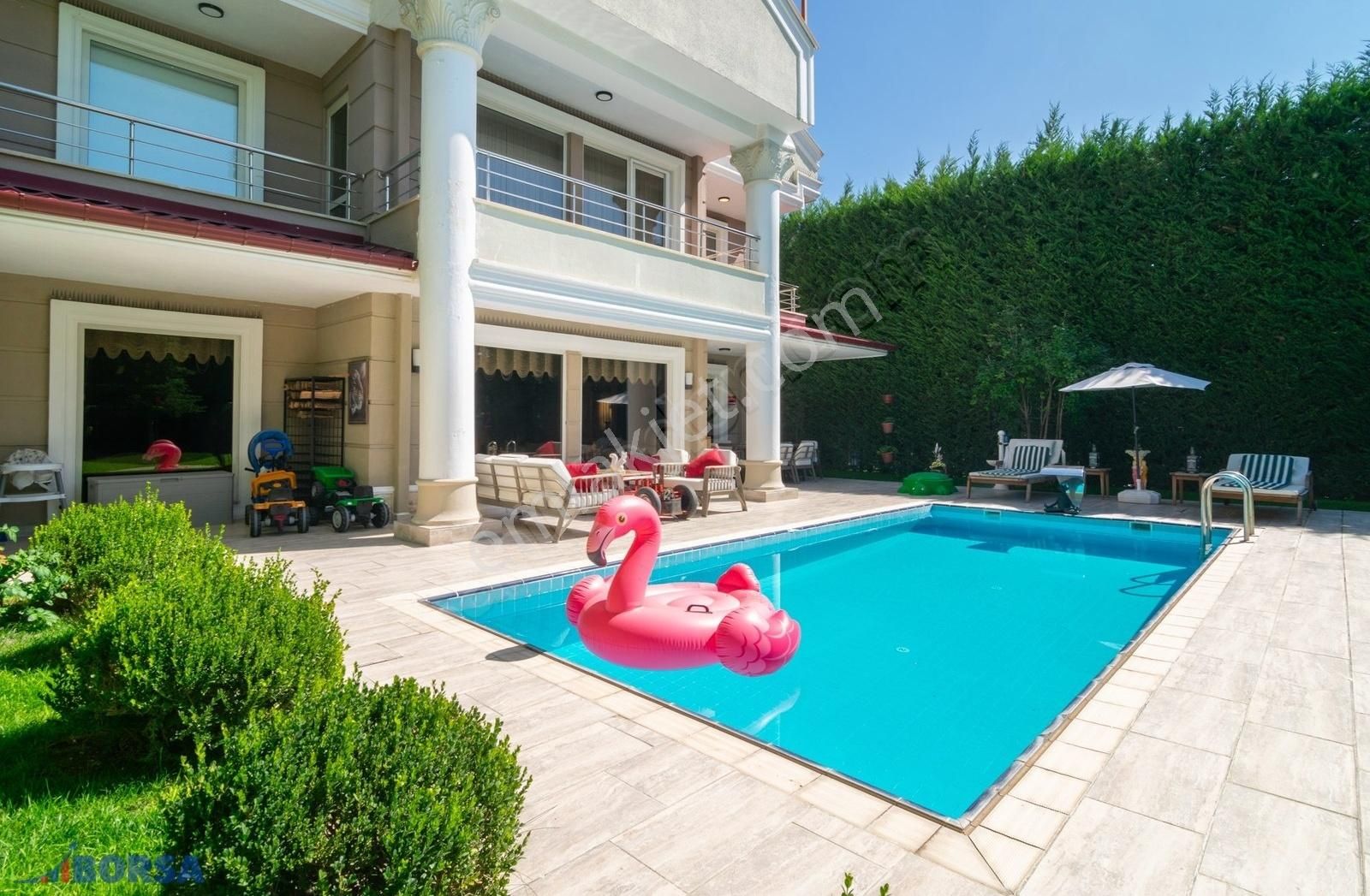 Kartal Konakları Tam Müstakil Havuzlu Full Eşyalı Kiralık Villa