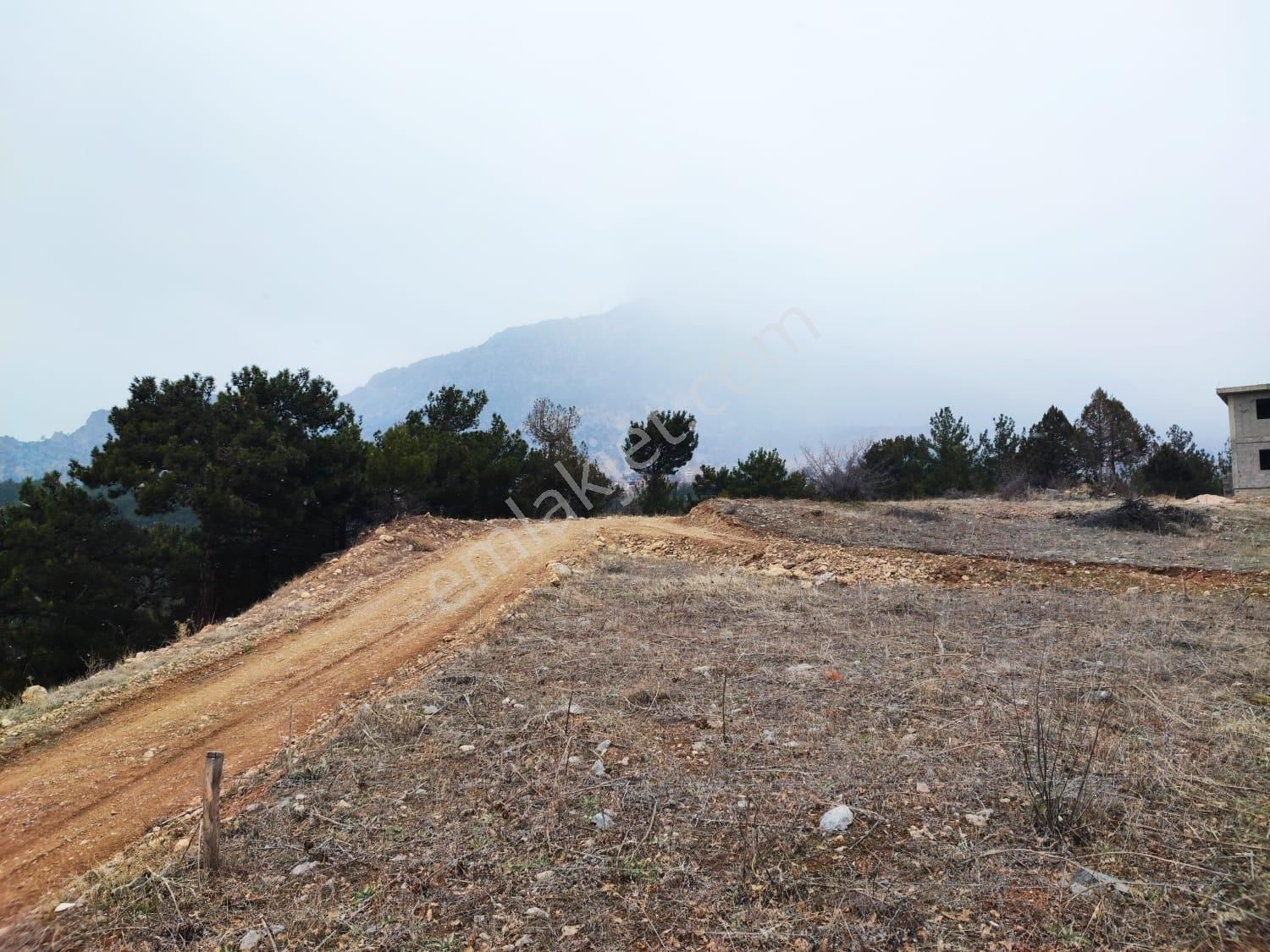 Pozantı Kar Emlaktan Alpu Yaylasında Doğa Manzaralı İmarlı İfrazlı Yaylalık Satılık 400 M2 Arsa - Görsel 9