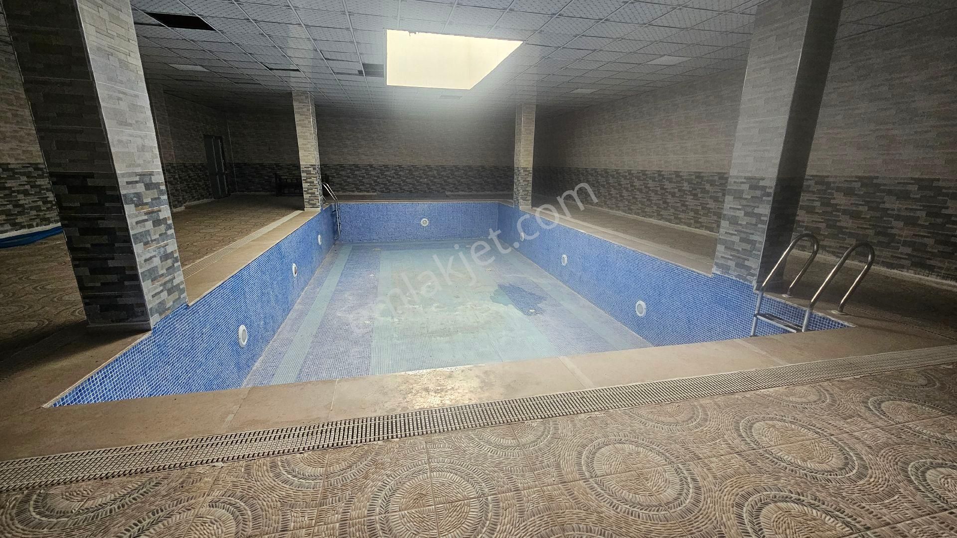 Şanlıurfada Özgür Emlaktan Satılık 5 Odalı Daire - Görsel 32