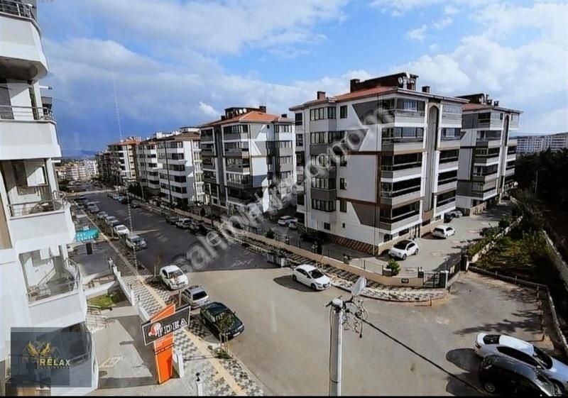 Paşakent Mahallesinde Deniz Manzaralı 1+1 Eşyalı Kiralık Daire