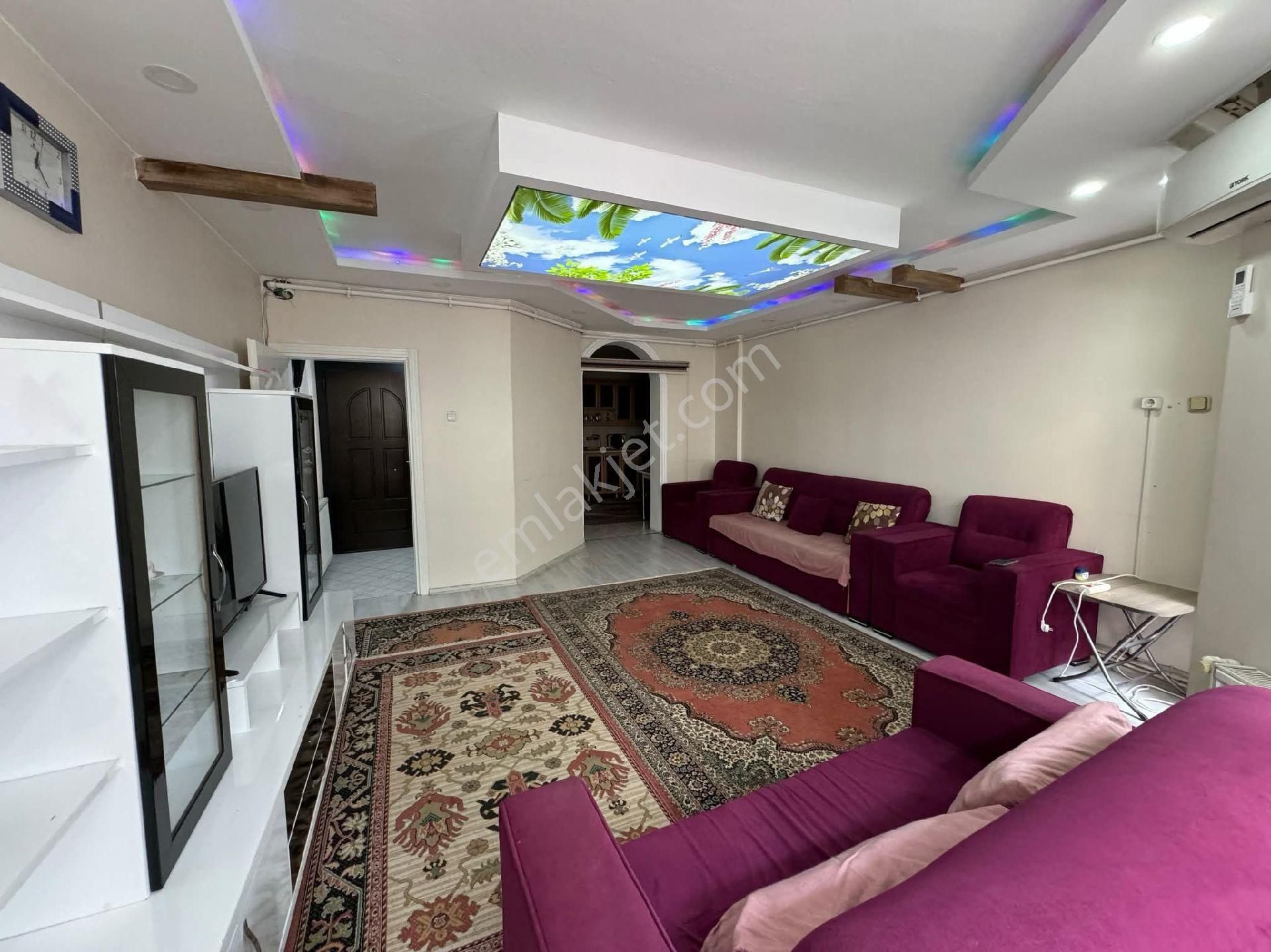 Samsun İlkadım Zafer Mahallesi'nde Şehir Merkezinde 2+1 Satılık Daire