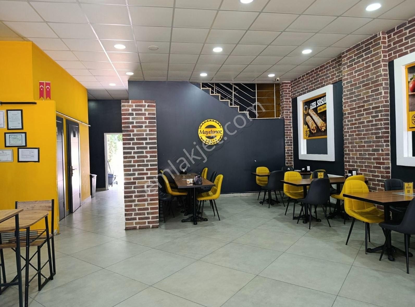 4 Katlı Satılık Dükkan - Görsel 11