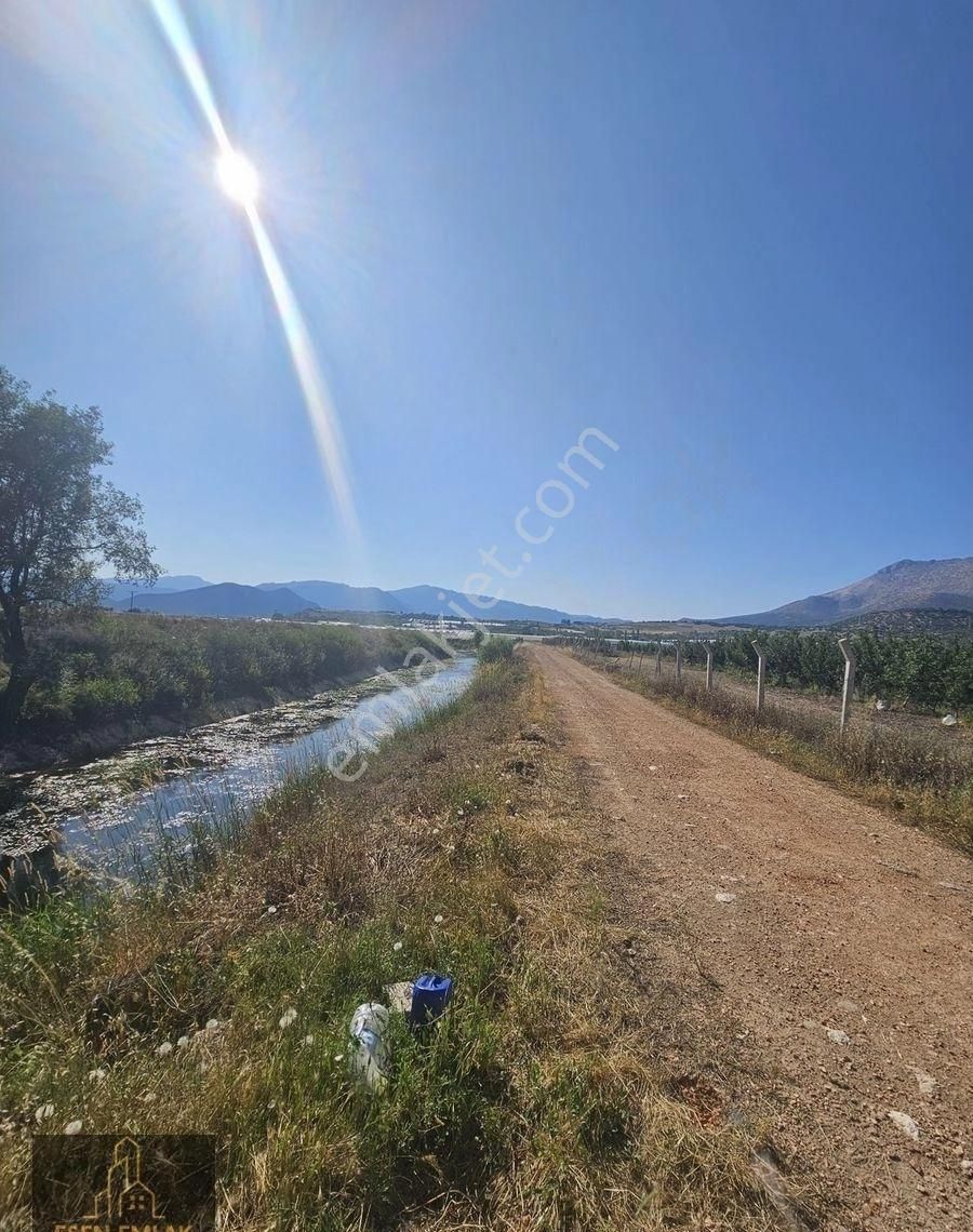 Antalya Elmalı Merkeze Yakın Lokasyonda 33.485m2 Satılık Yetişkin Elma Bahçesi Ve Boş Tarla - Görsel 21