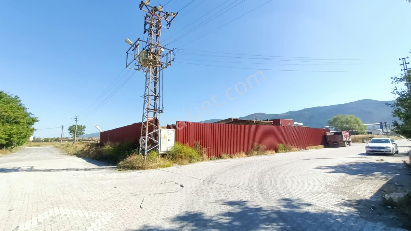 Abit Gm 700 M2 Arsalı 120 M2 Kapalı Alanlı Satılık Depolama Alanı