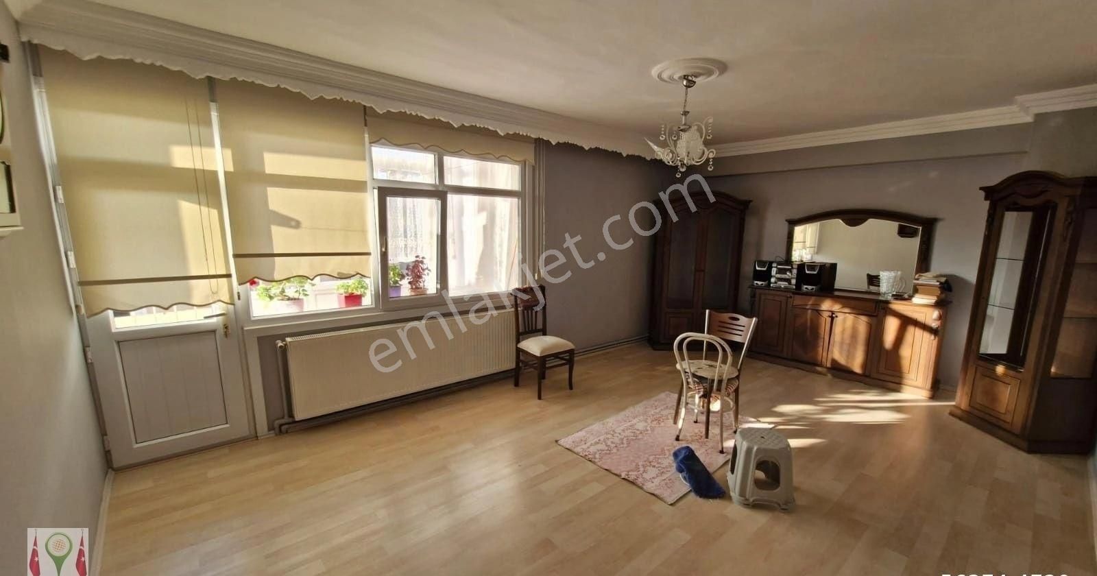 Kocaeli Karamürsel Merkezde Satılık 3+1 Bakımlı Daire