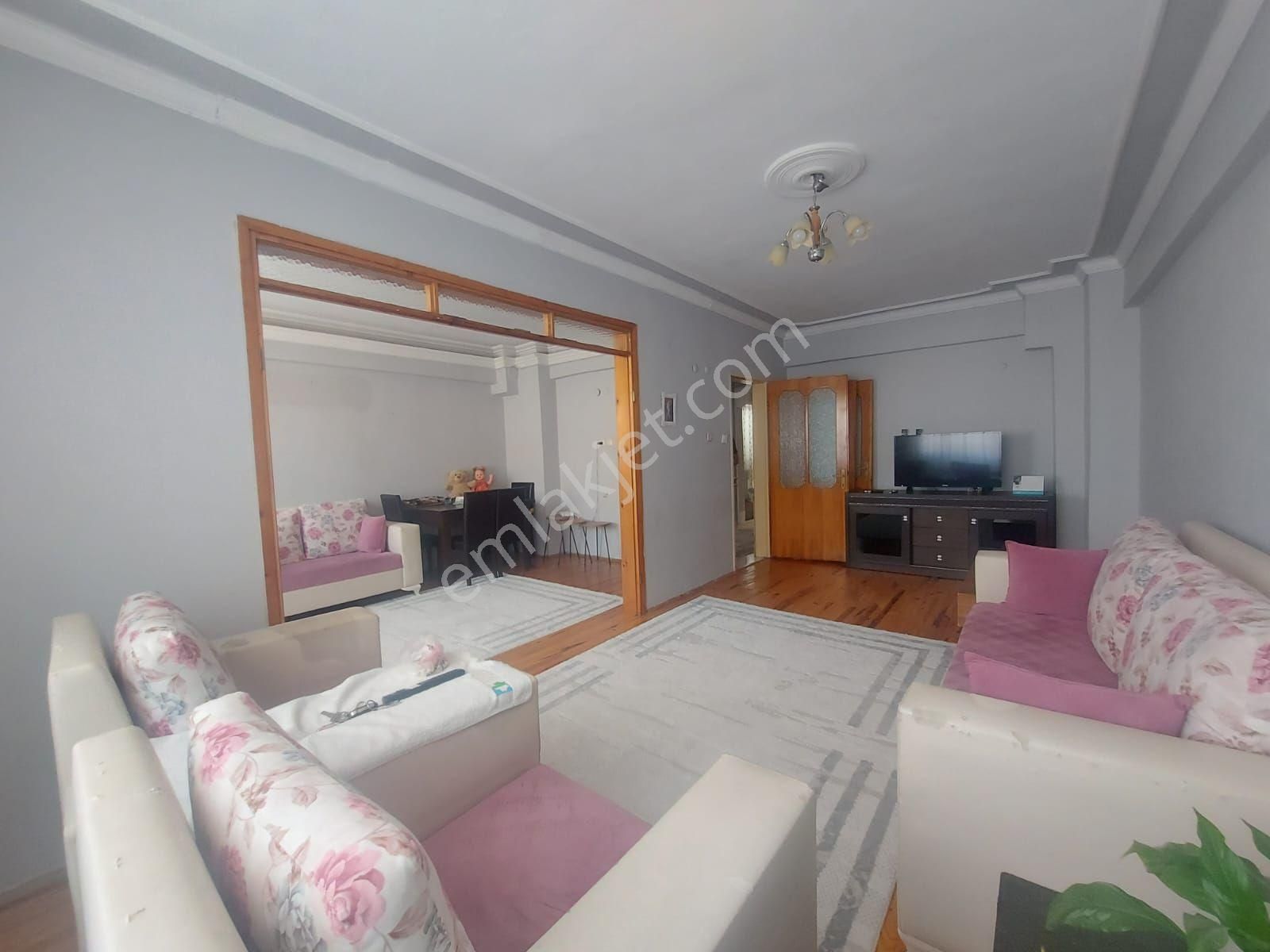 İzmir Torbalı Ertuğrul Mahallesinde 3+1 Daire Satılık