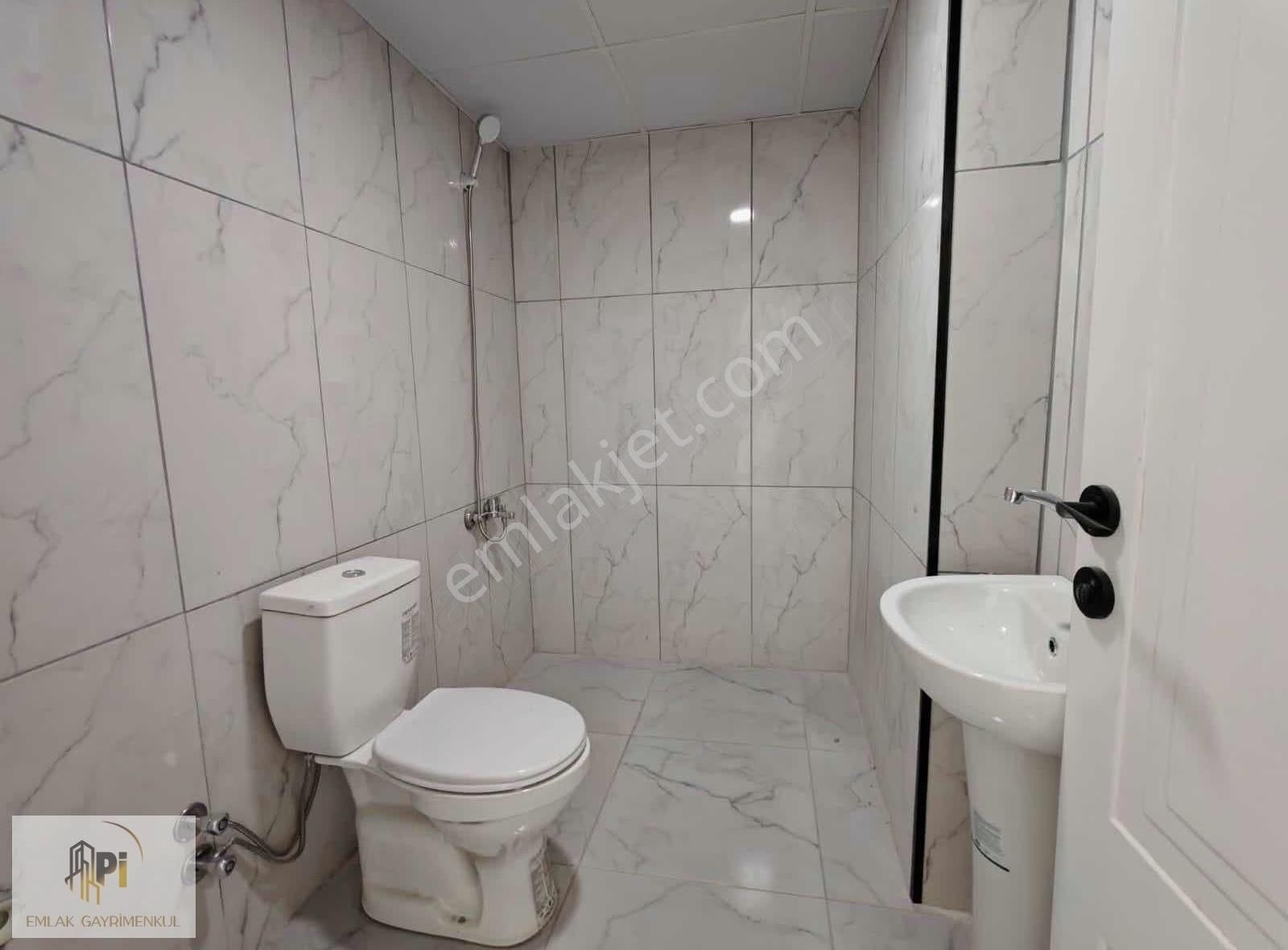 Pi Emlaktan Şirintepede Kiralık 1+1 Sıfır Daire