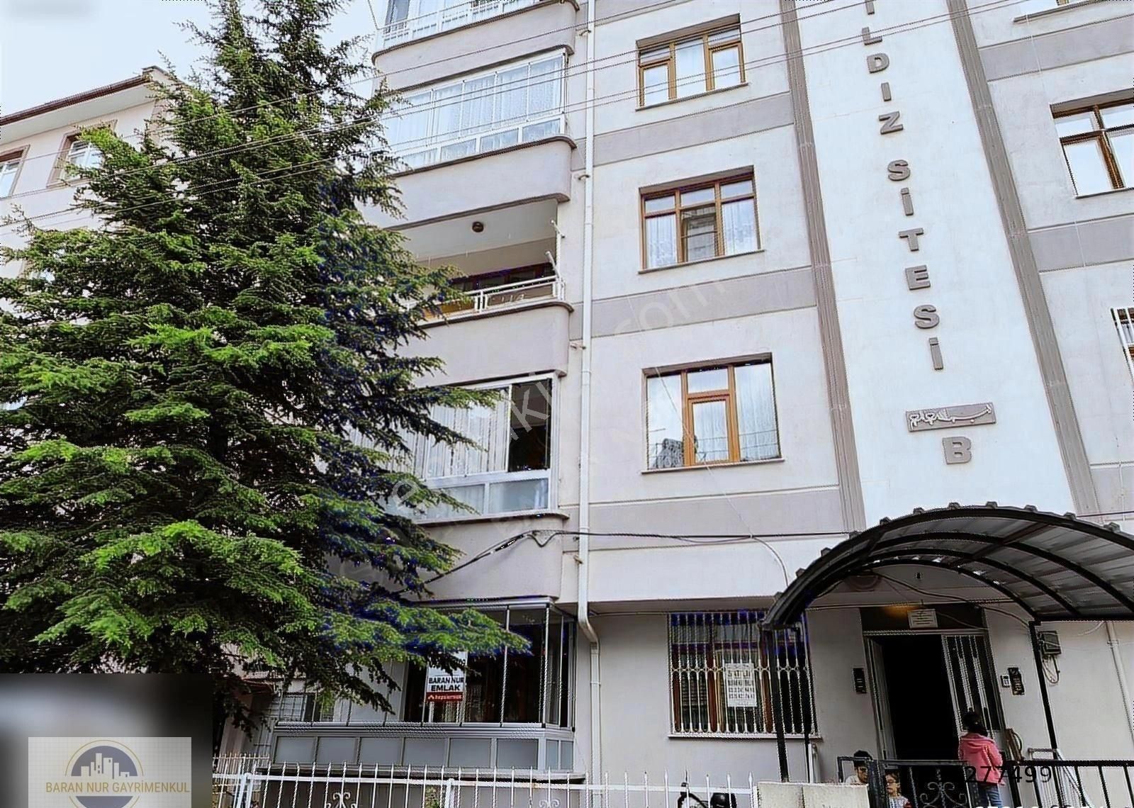 Kent Plaza Yanında Satılık Yüksek Giriş....
