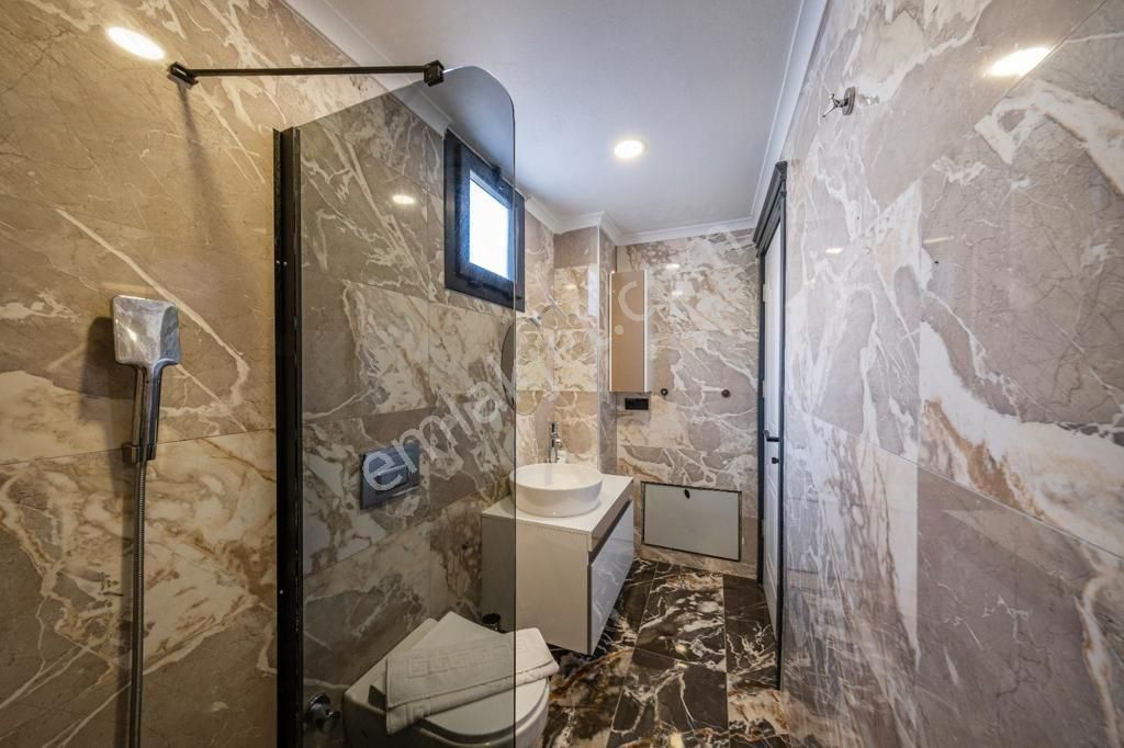 Fethiye Ovacıkta Satılık 4+1 Villa - Görsel 26