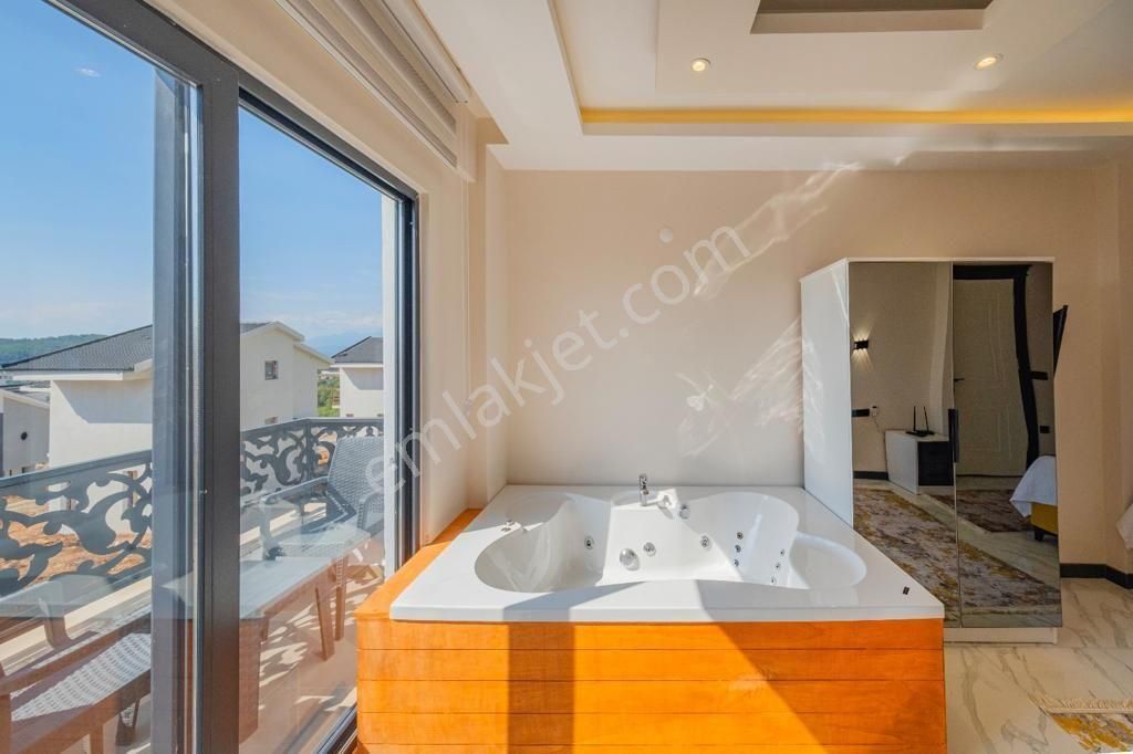 Fethiye Ovacıkta Satılık 4+1 Villa - Görsel 13