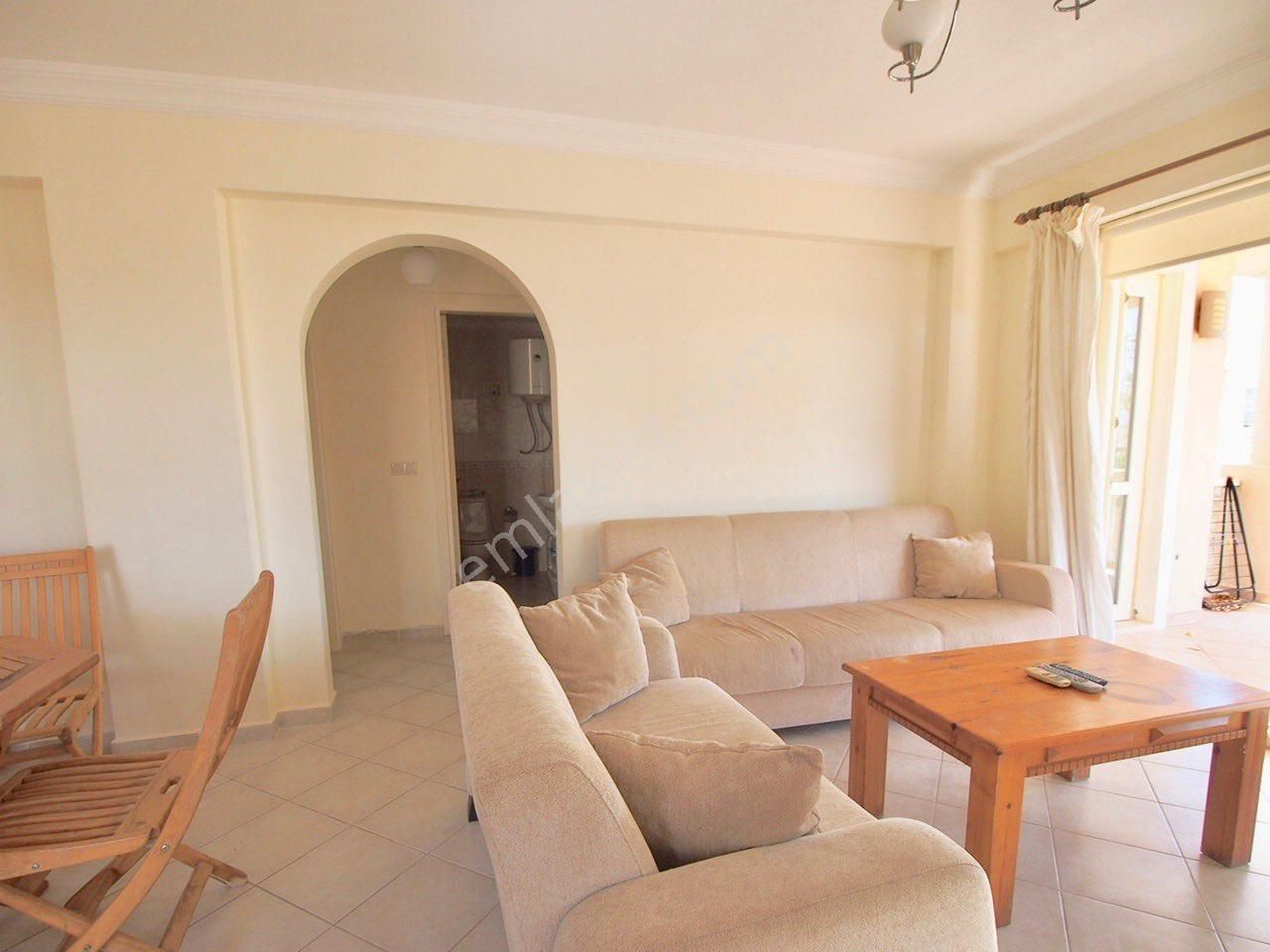 Büyük Köşe Bahçeli Satılık Ev Özel Plajlı Sitede İngilizden Acil Satılık - Görsel 9