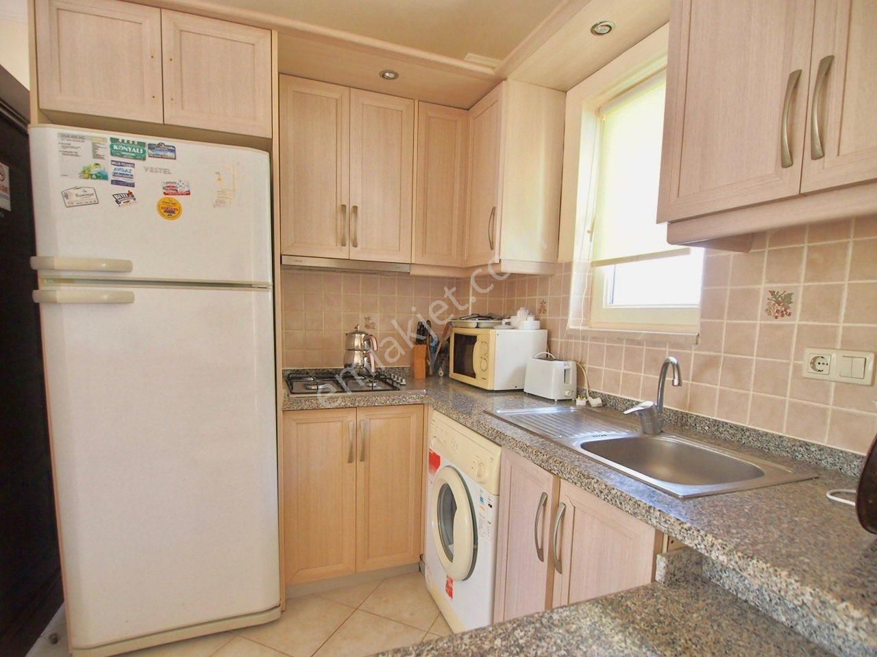 Büyük Köşe Bahçeli Satılık Ev Özel Plajlı Sitede İngilizden Acil Satılık - Görsel 5