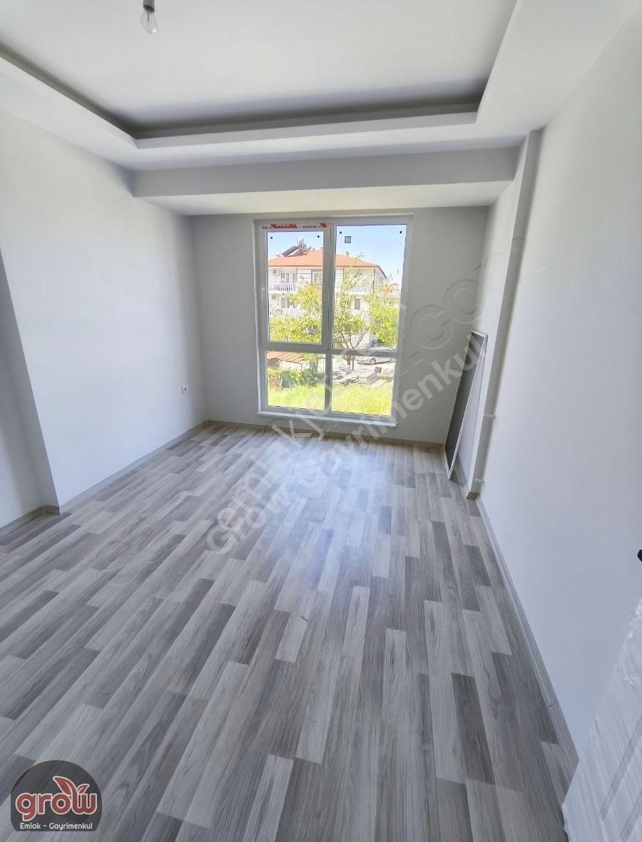 Grow Emlak Havuzlu Satılık 3 Kat 2+1 Daire - Görsel 14