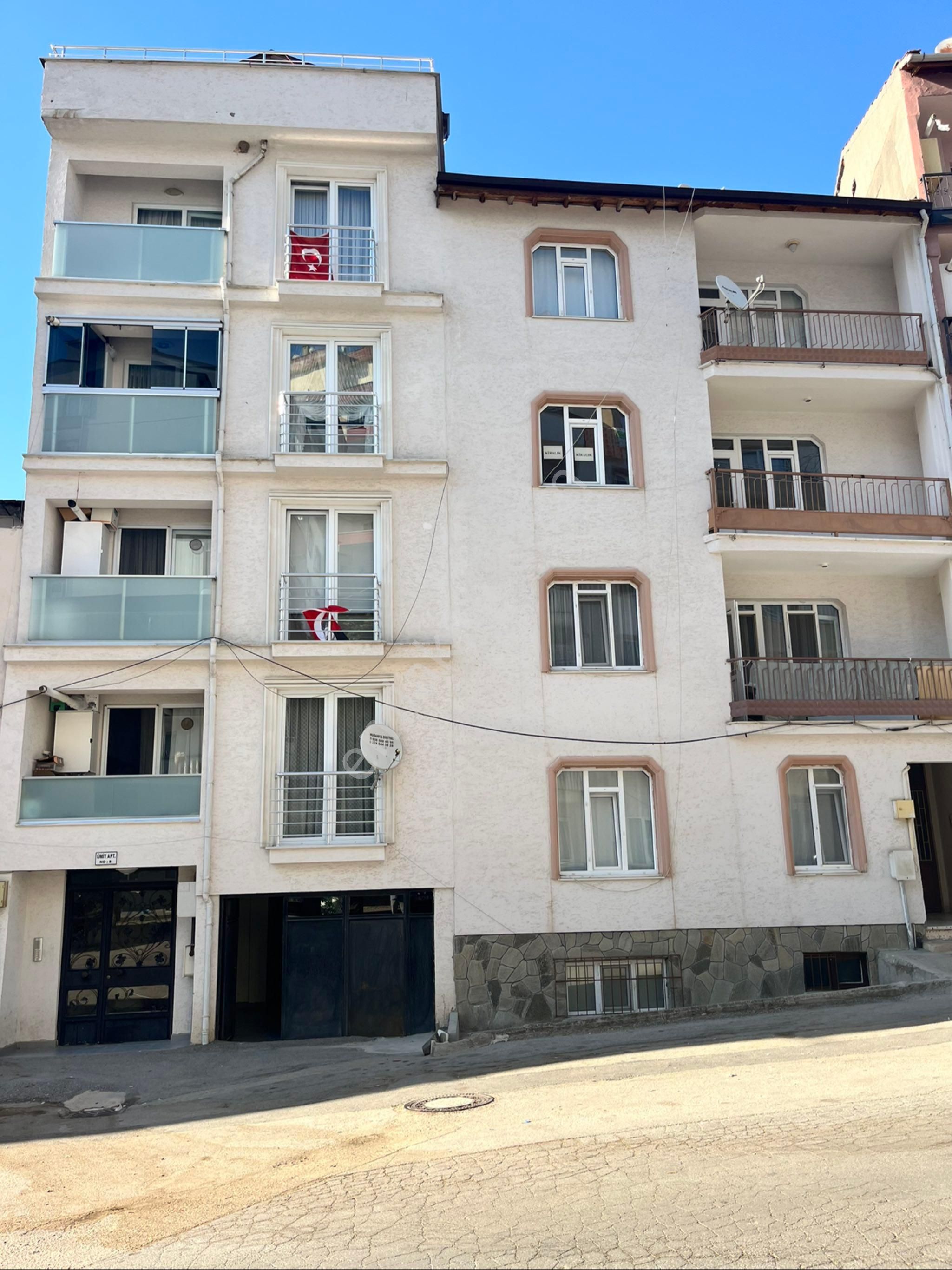 Mudanya Hasanbey Mah. Merkezi Konumunda Kiralık 2+1 Daire.