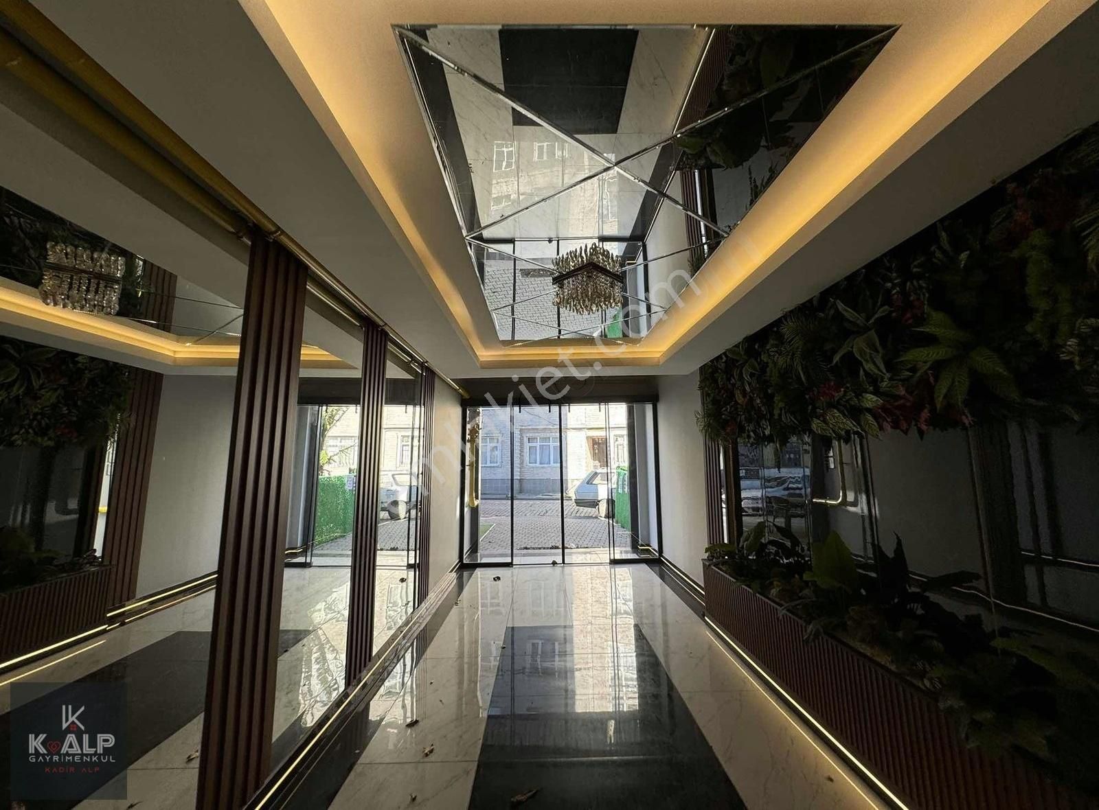 Kalp Satıyor!..iş Merkezi Plazada 80 M2 Ofis.arakatta