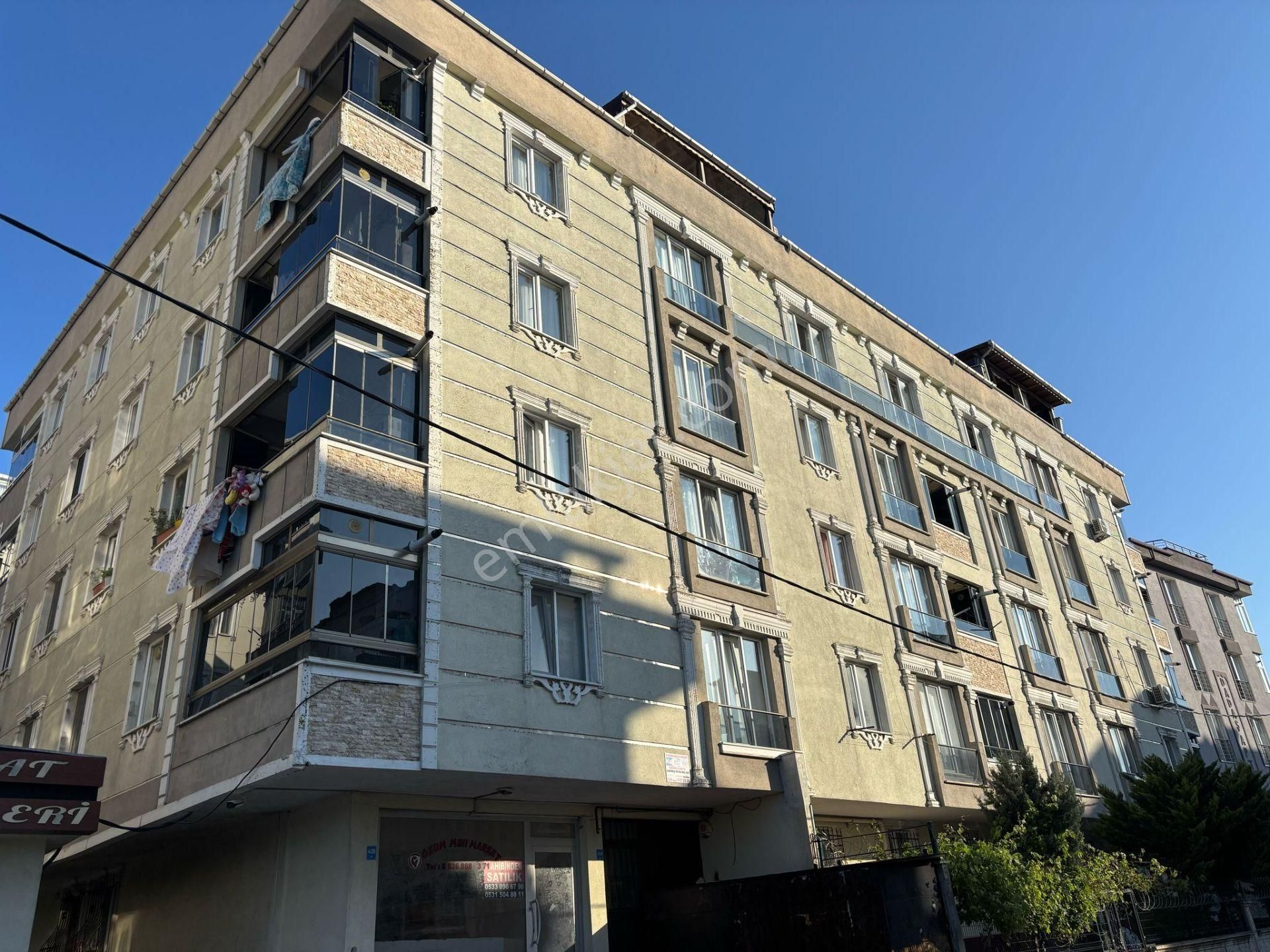 **eryıldız Gayrimenkul'den**hastane Bölgesinde Kiralık 2+1 Daire