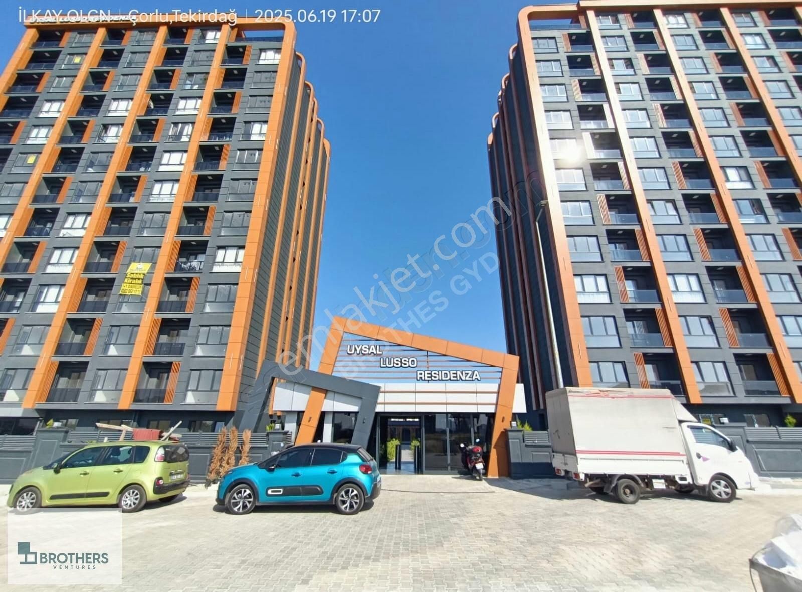 Brothersdan Uysal Lossoda Eşyalı Kiralık 1+1 Arakat Daire