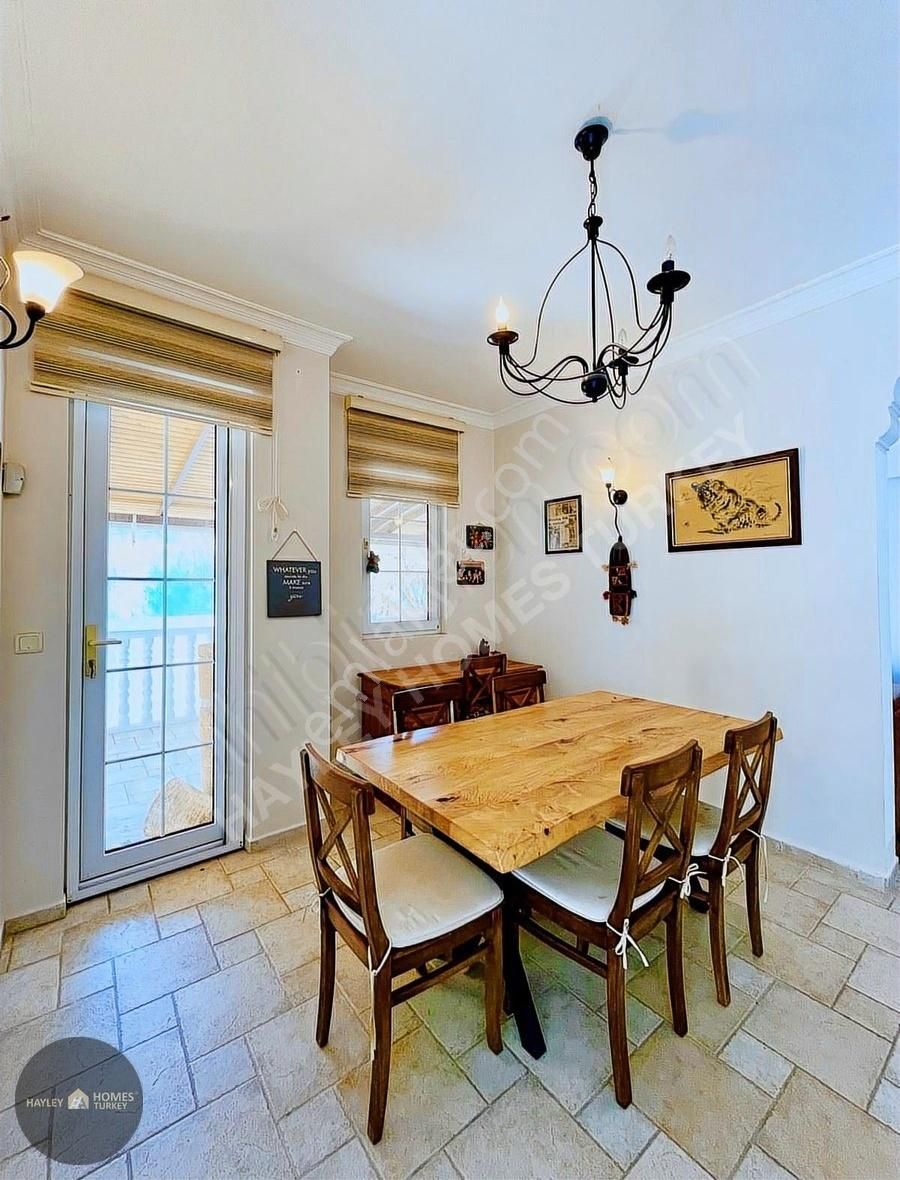 Muğla, Fethiye Hisarönü'nde Satılık 3 Yatak Odalı Yarı Müstakil Villa - Görsel 9