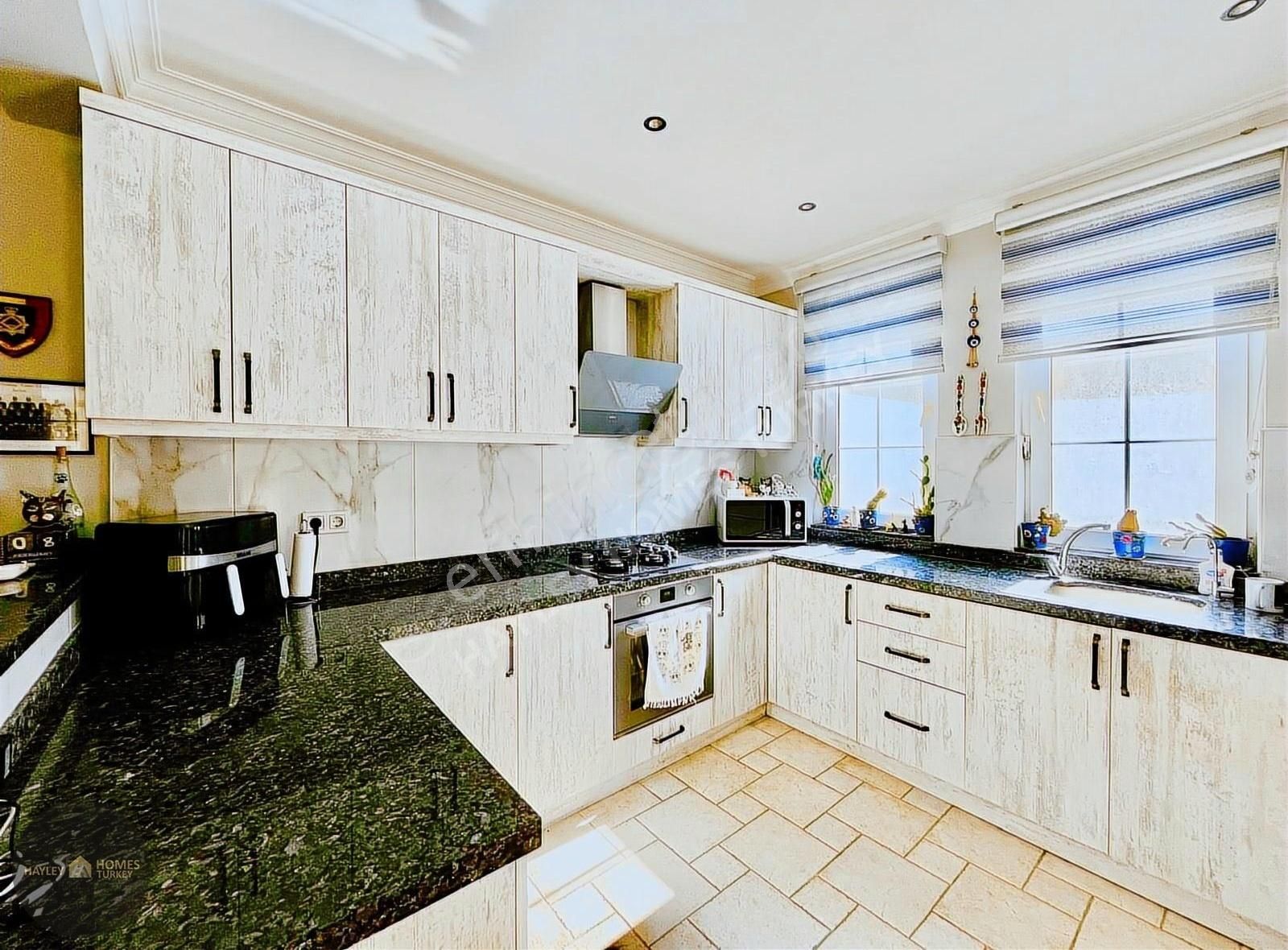 Muğla, Fethiye Hisarönü'nde Satılık 3 Yatak Odalı Yarı Müstakil Villa - Görsel 25