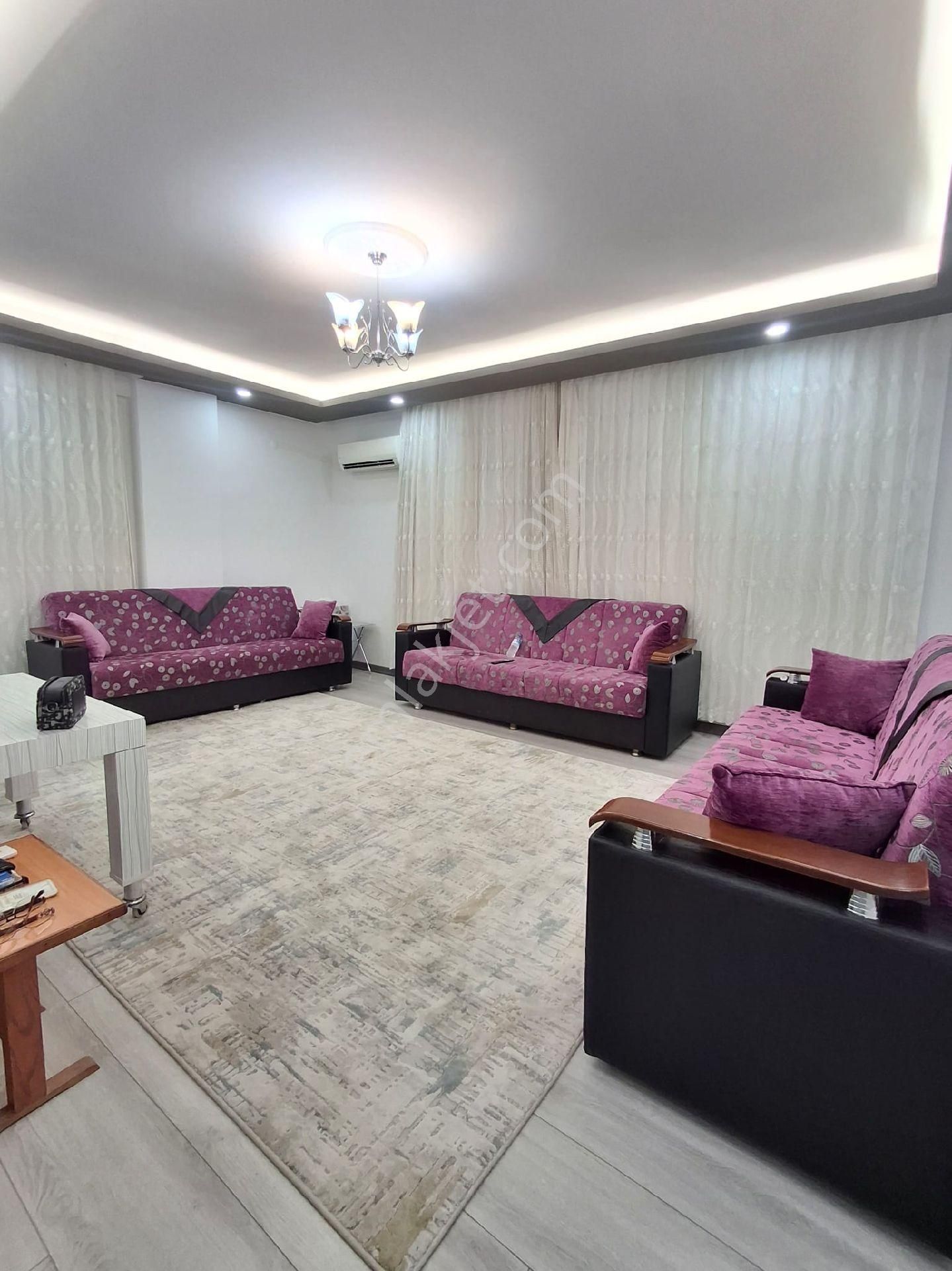 Varsakta Asansorlu Katta Herseyı Ayrı Harıka Daıre