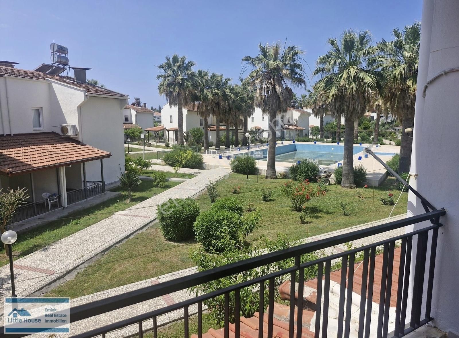 Evrenseki Oteller Bölgesinde Site İçerisinde Eşyalı Villa