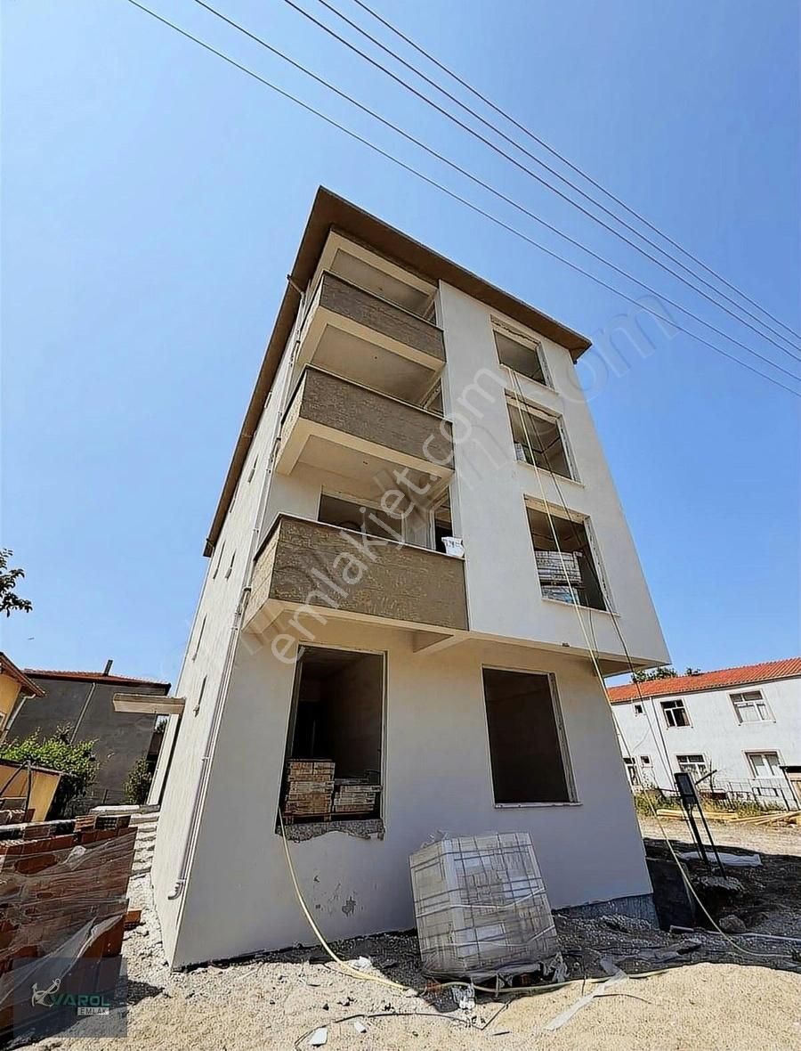 2 Aya Teslim Merkezi Konumda 2+1 Satılık Ara Kat Daire - Görsel 7