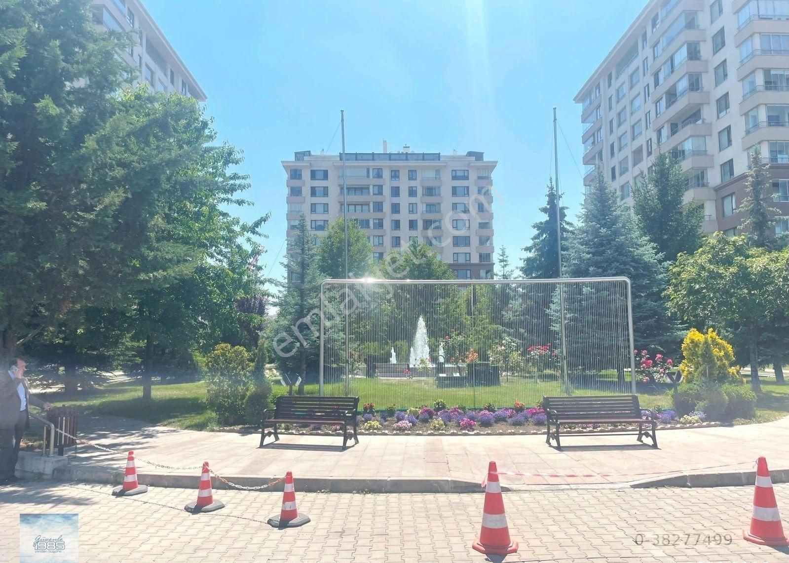 Yıldızevler Ege Florasitesi 3+1 Vadi Manzaralı 170m2