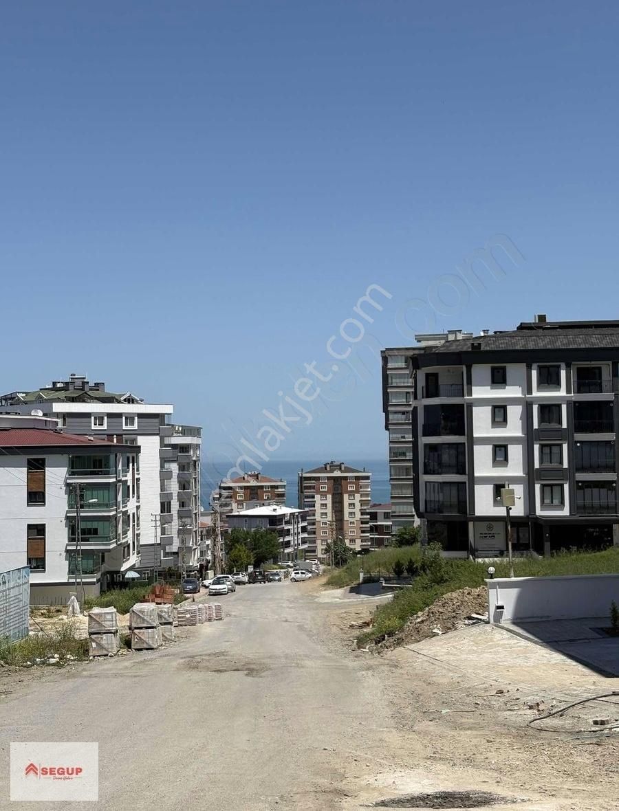 Atakum Nişantaşı Caddesine Cephe Giyinme Odalı 1+1 Satılık Daire