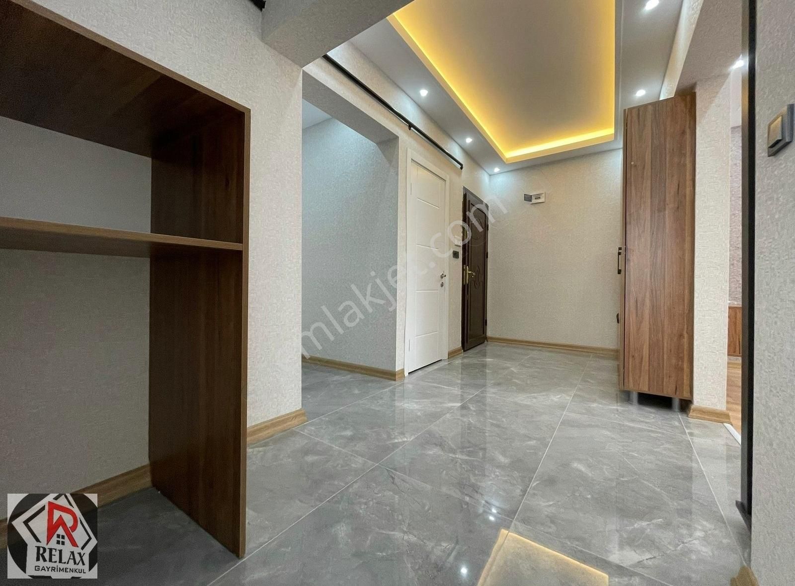 Relax'tan Şehir Hast. & Antarese 5dk 3+1 1.katta Bağımsız Yapılı