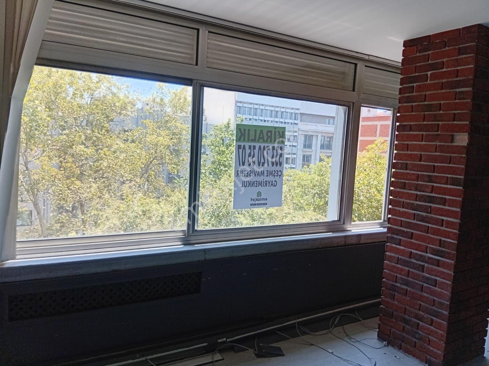 Gazi Bulvarı Aran İş Merkezi 120 M² Mutfak, Wc Ön Cephe Ofis