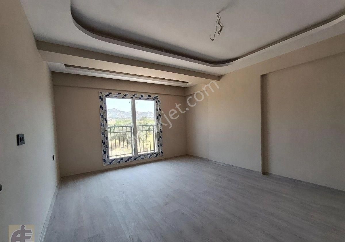 Akkuş Emlak'tan Acil Satılık 2+1