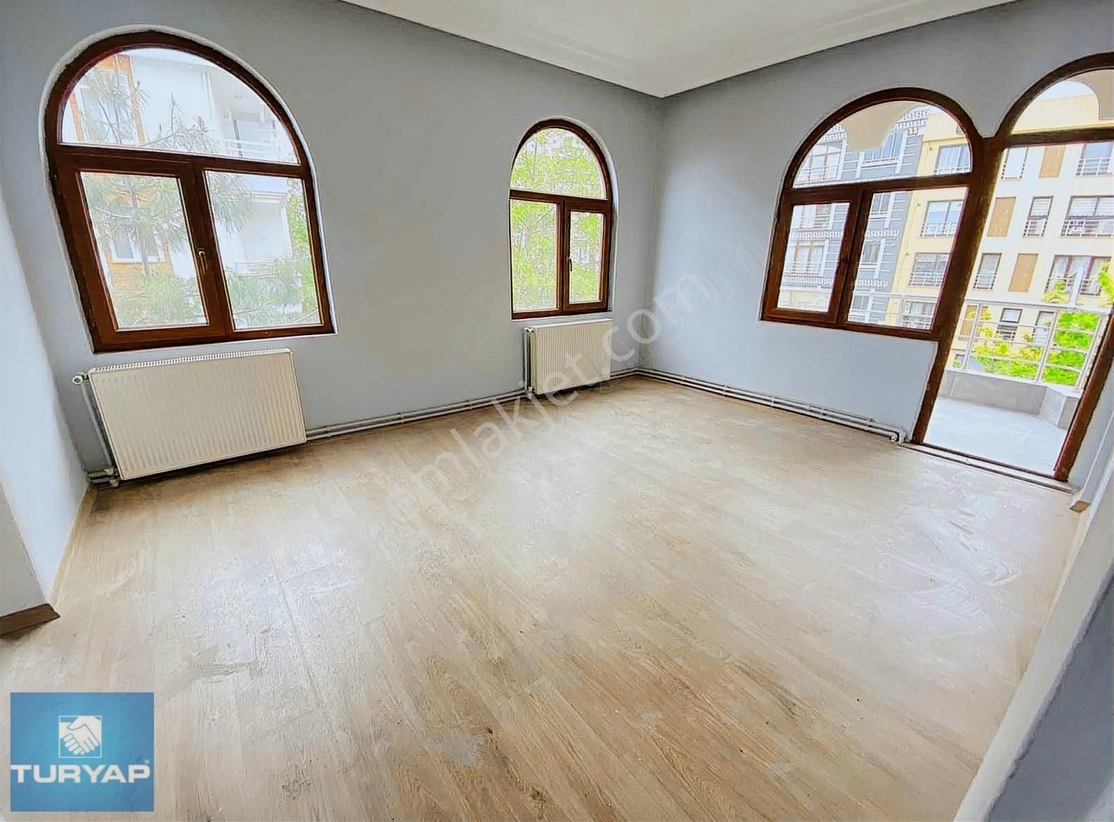 Ordu Akyazı Bulvar Üzeri Ara Kat Kiralık 3+1 Kiralık Daire