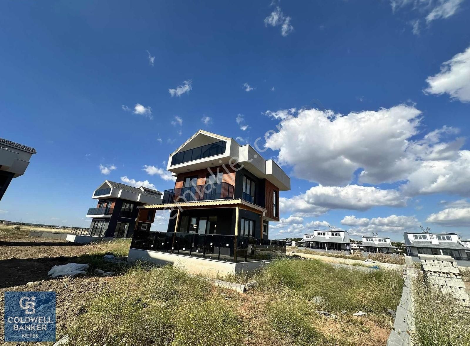 Çanakkale Geyikli'de Sea Country Sitesi Satılık 3+1 Villa